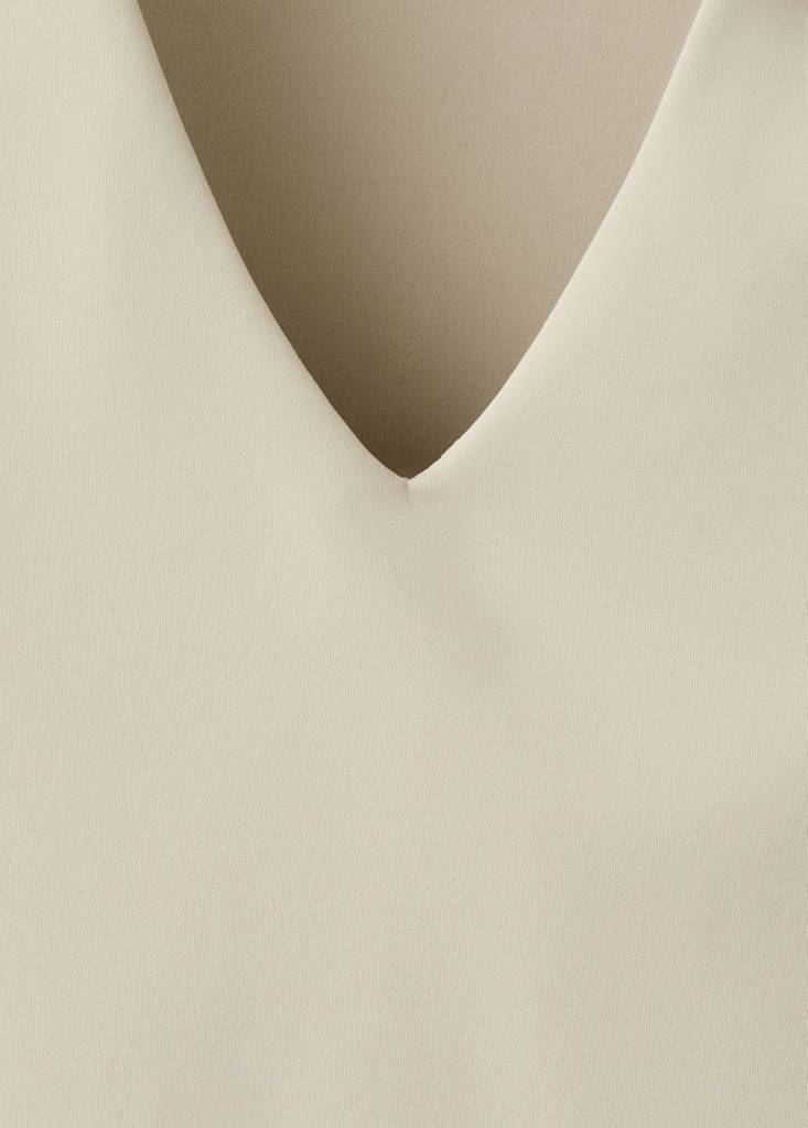 Fitted V-neck top — Light/Pastel Brown