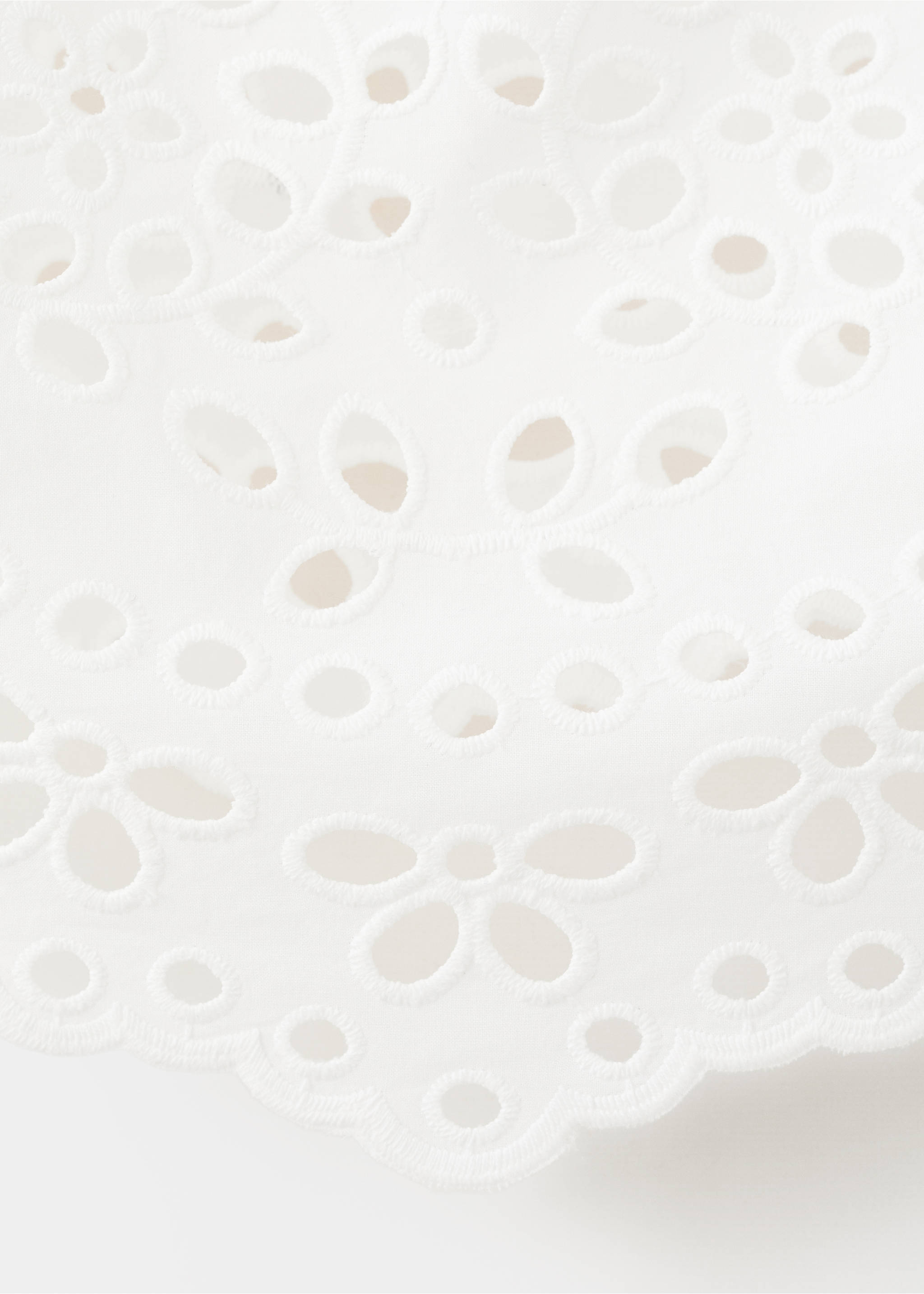 Embroidered open-work top - Details of the article 8, Off White. Ref: 37051380-00.