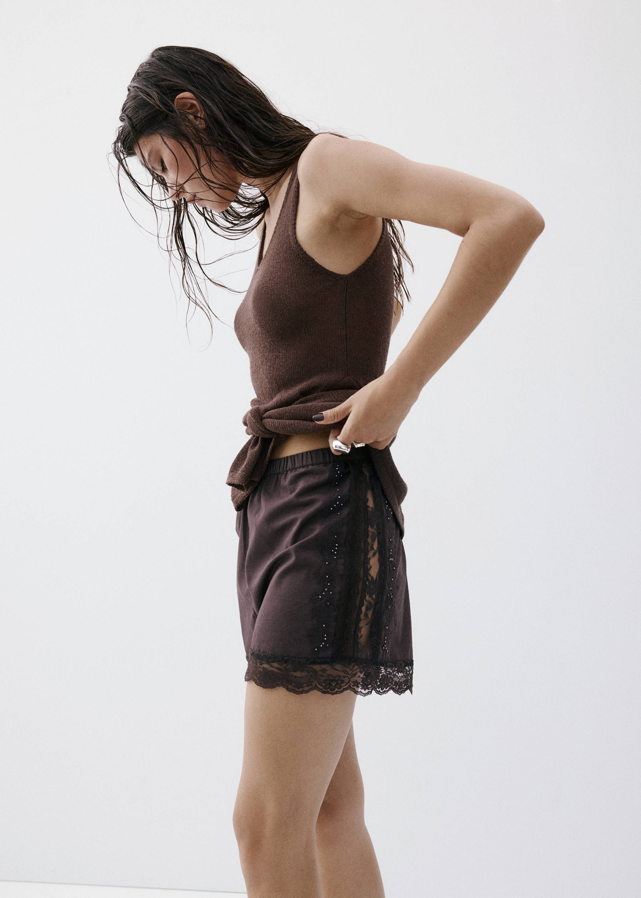 Shorts rectes detall blonda - Pla mig