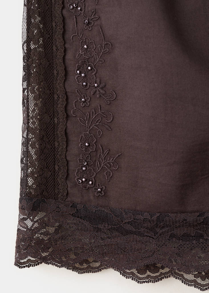 Straight shorts with lace detail — Brown