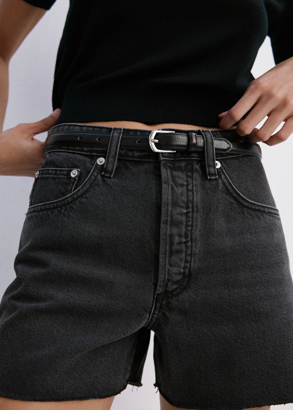 Denim shorts with frayed hem — Black denim