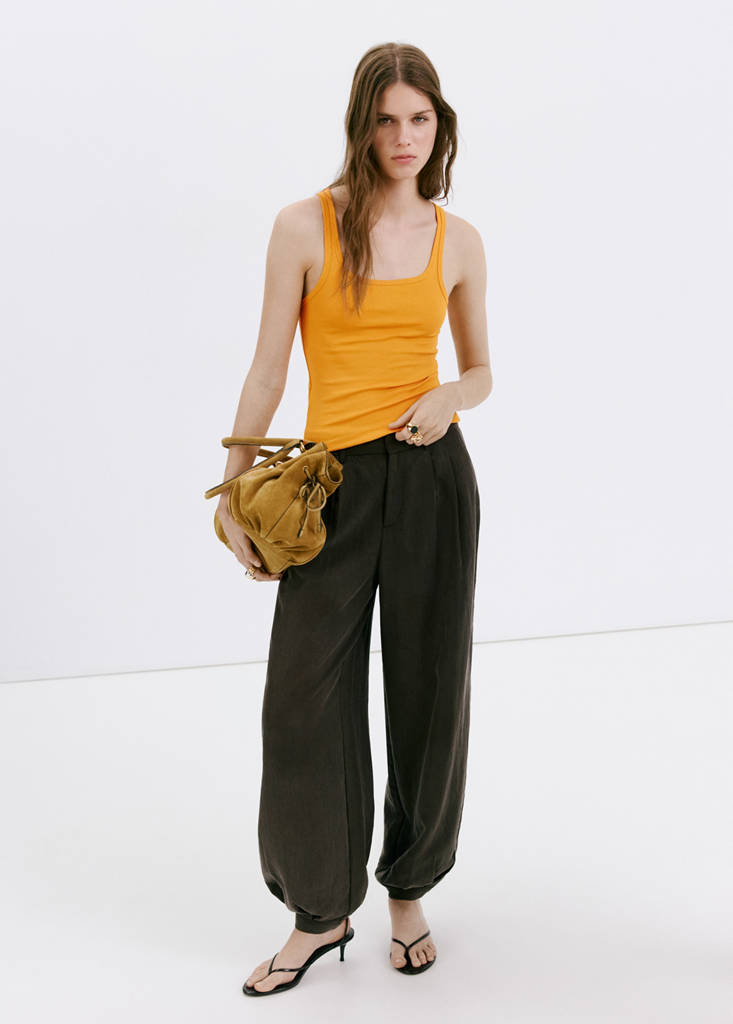 Fitted spaghetti strap top — Clementine