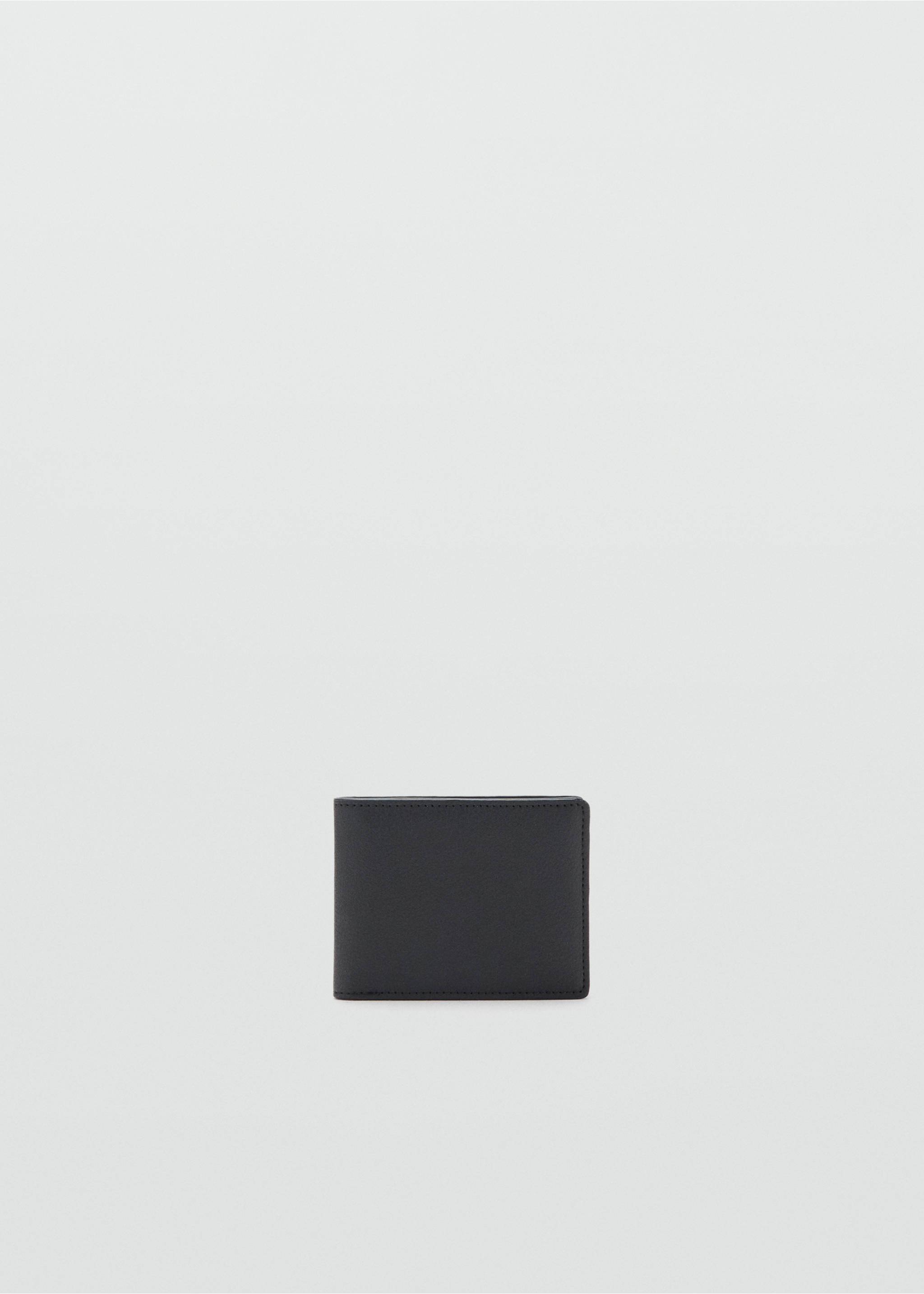Wallet with embossed effect - Article without model, Black. Ref: 37051394-00.