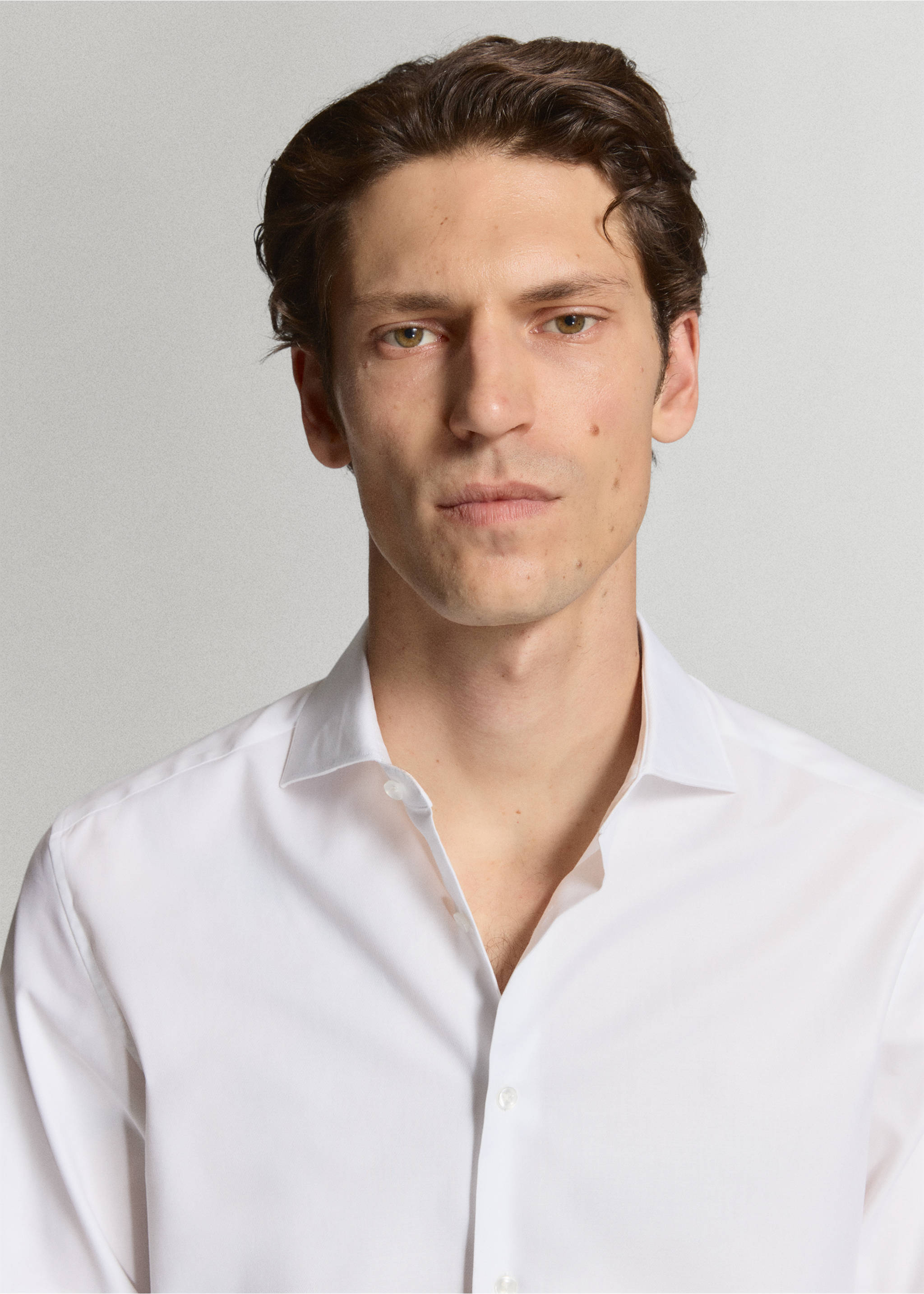 100% cotton regular fit suit shirt - Details of the article 1, White. Ref: 37051398-00.