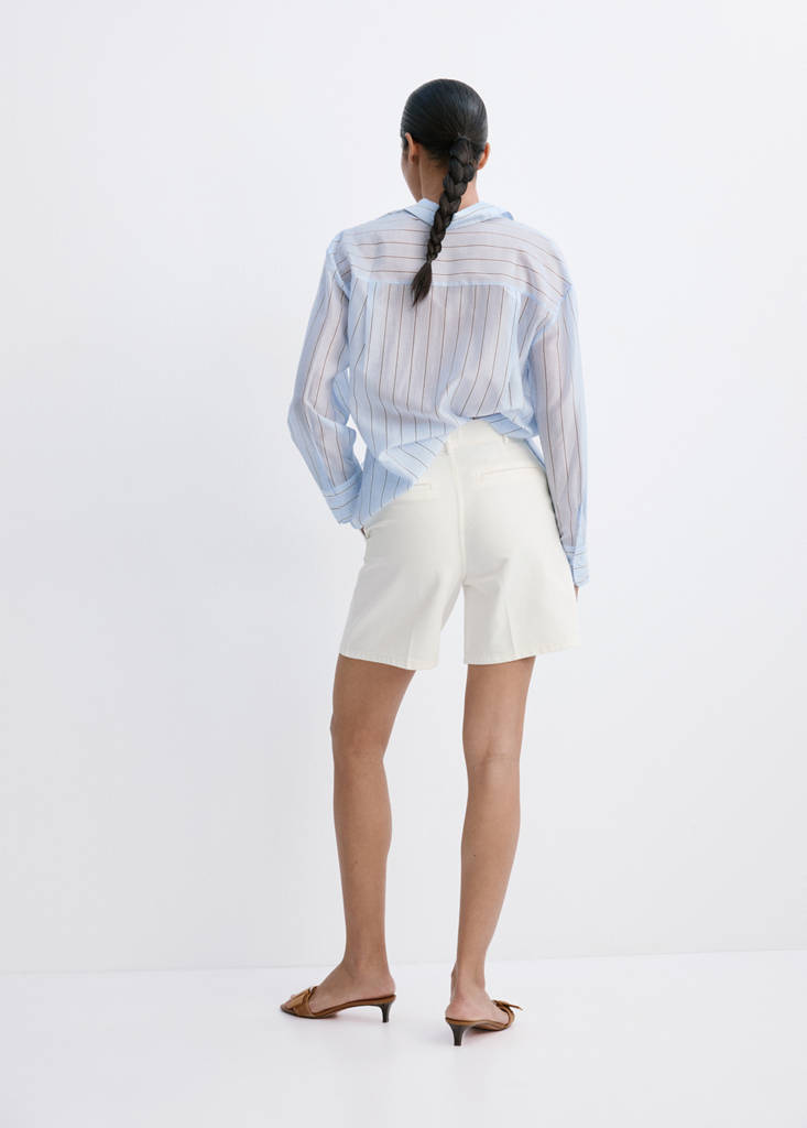 Mid-rise denim bermuda shorts with pleats — Off White