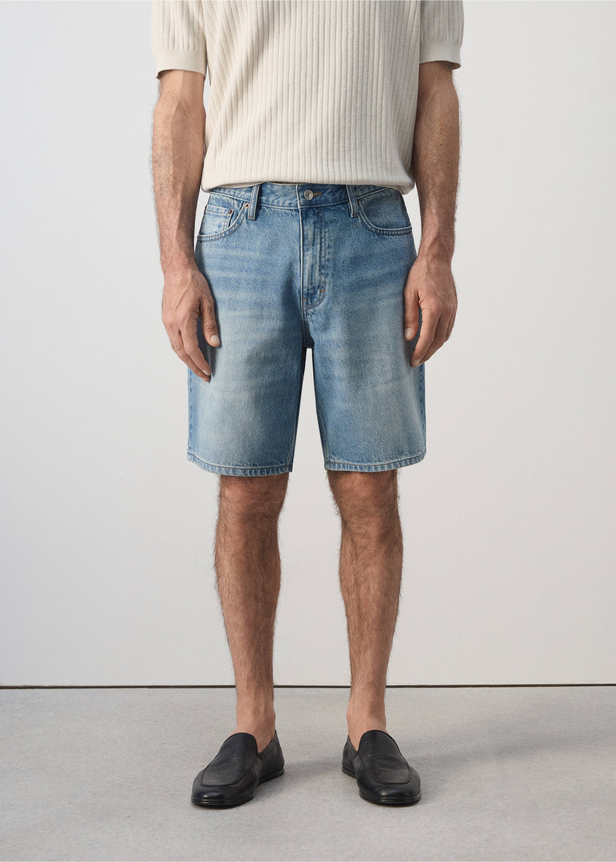 Bermudas vaqueras rectas - Plano medio, Azul medio. Ref: 37051405-00.