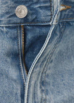 Straight-fit denim bermuda shorts — Medium Blue 9