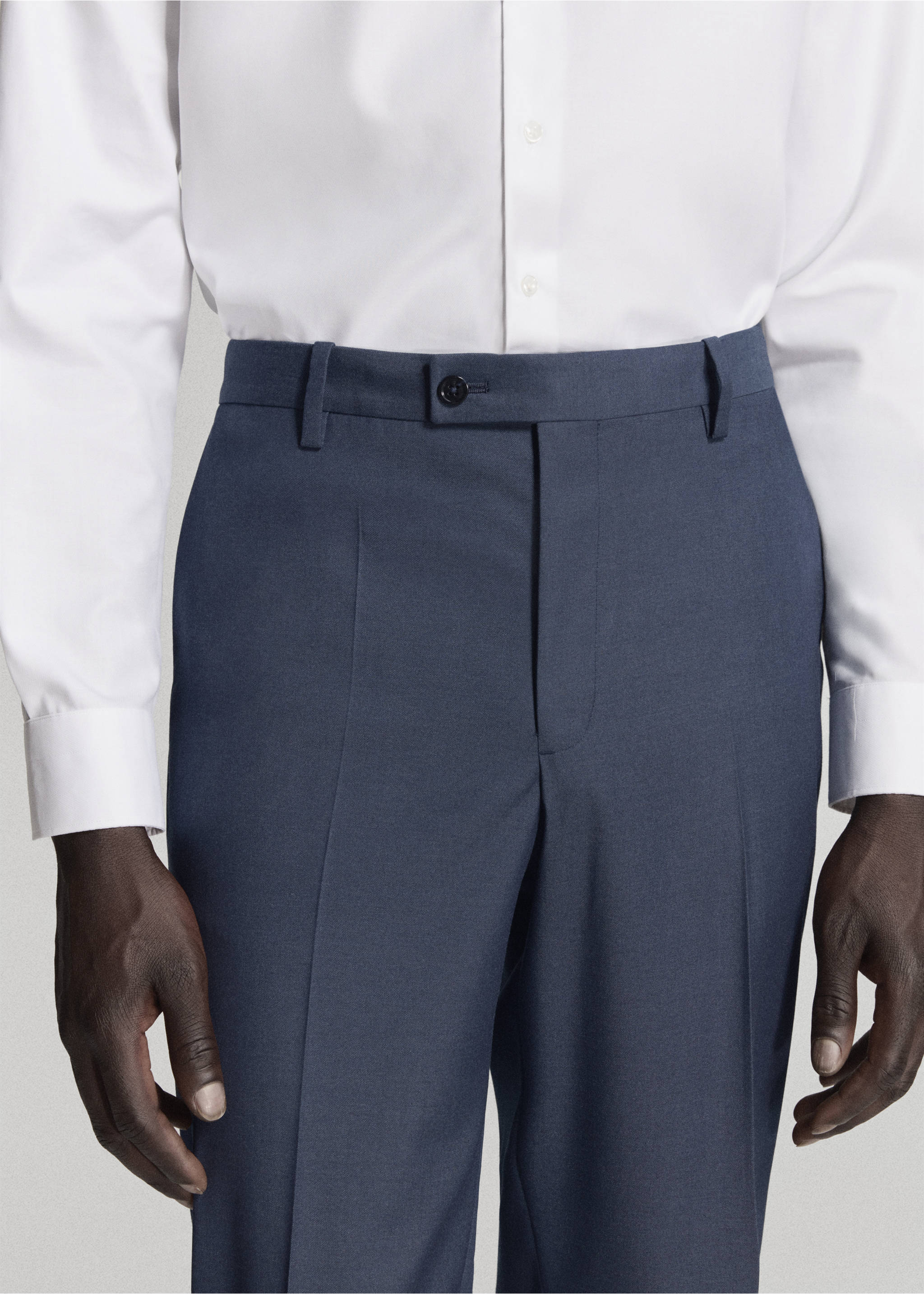 London regular-fit trousers - Details of the article 1, Indigo Blue. Ref: 37051408-00.