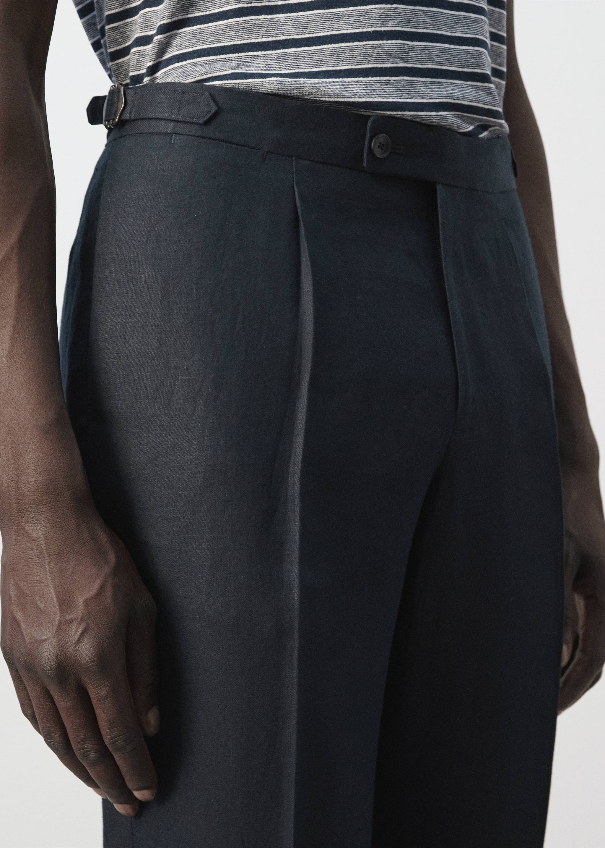 Pantalon de costume 100 % lin avec bandes ajustables - Détail de l'article 3, Bleu marine. Ref: 37051415-00.