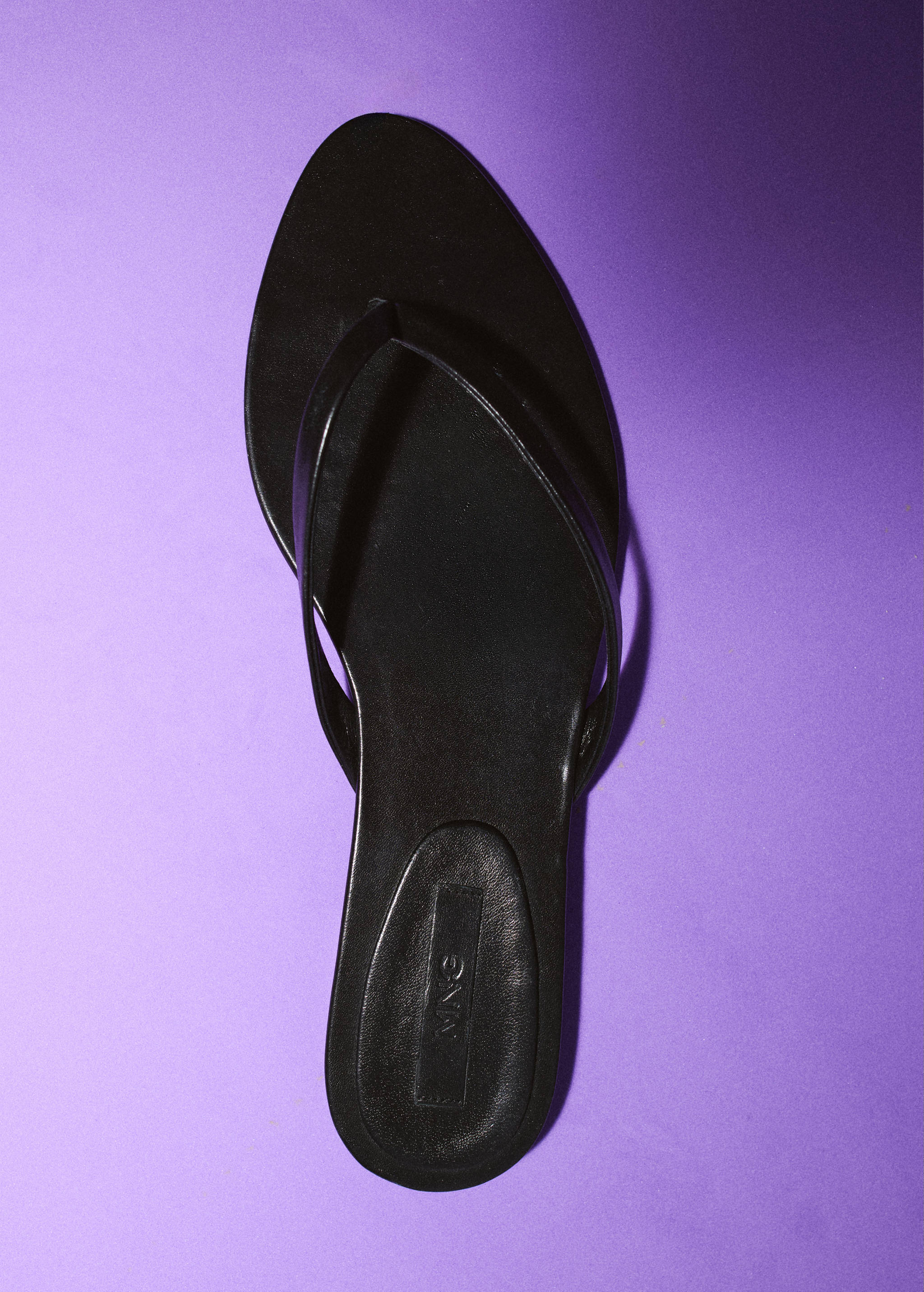 Leather strap sandals - General plane