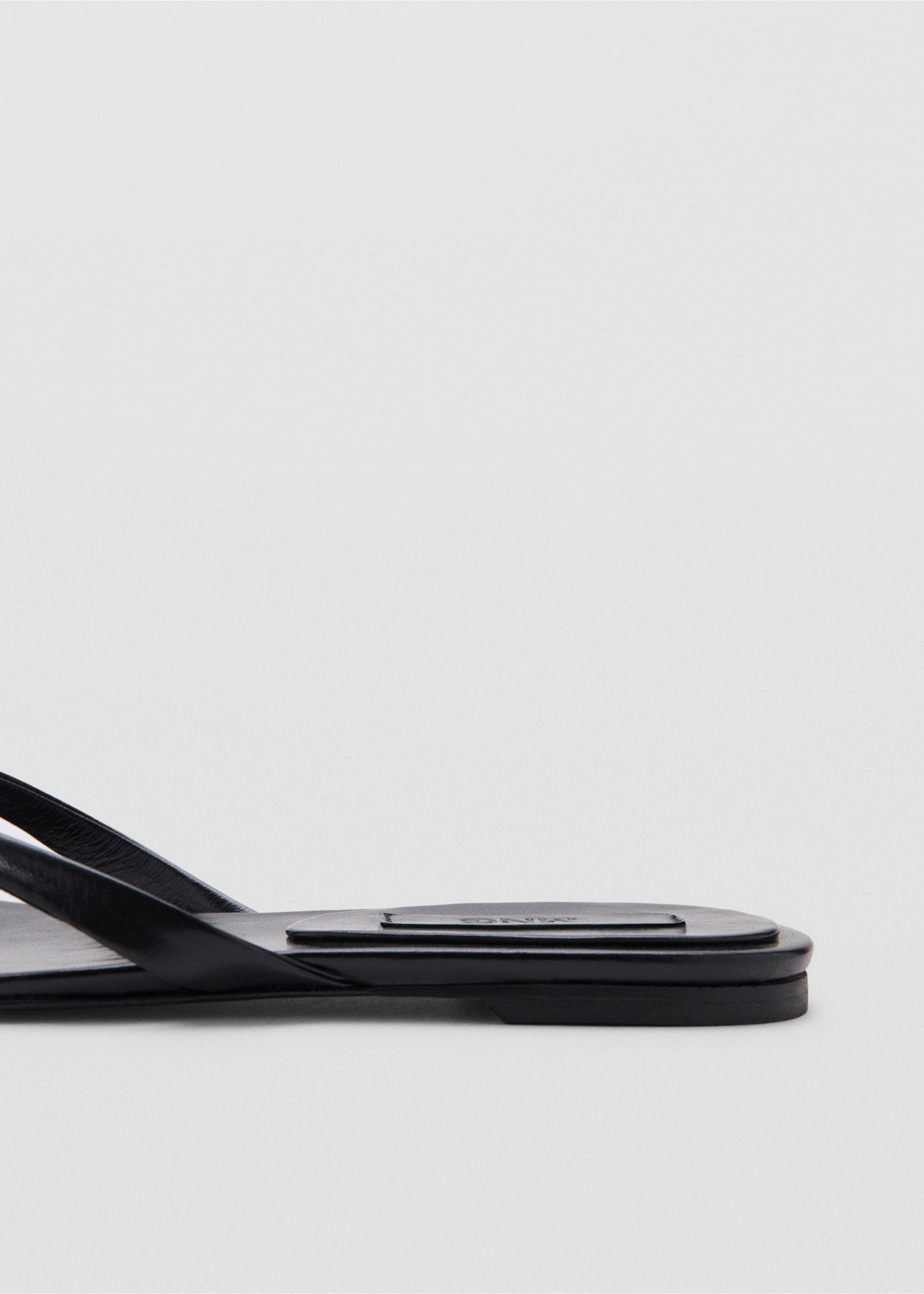 Leather strap sandals - Details of the article 1, Black. Ref: 37051428-00.