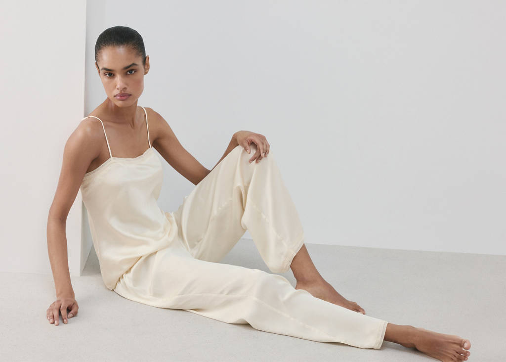 Satin lace-trim pyjama trousers - thumbnail 7