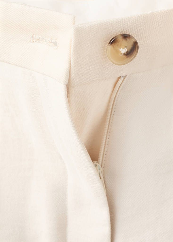 Straight mid-rise bermuda shorts — Ecru