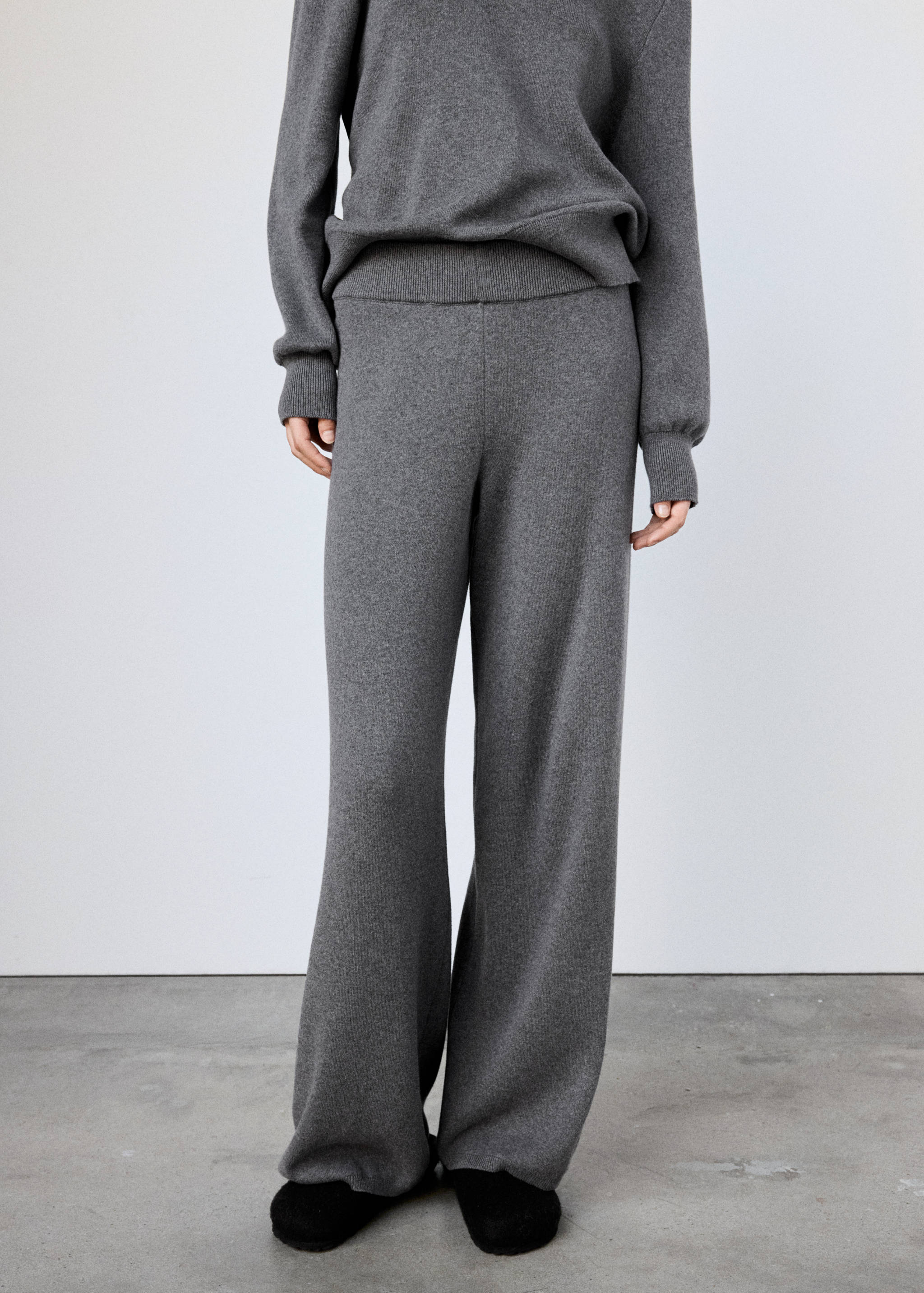 Straight-leg trousers, 100% cotton, soft feel - Medium plane