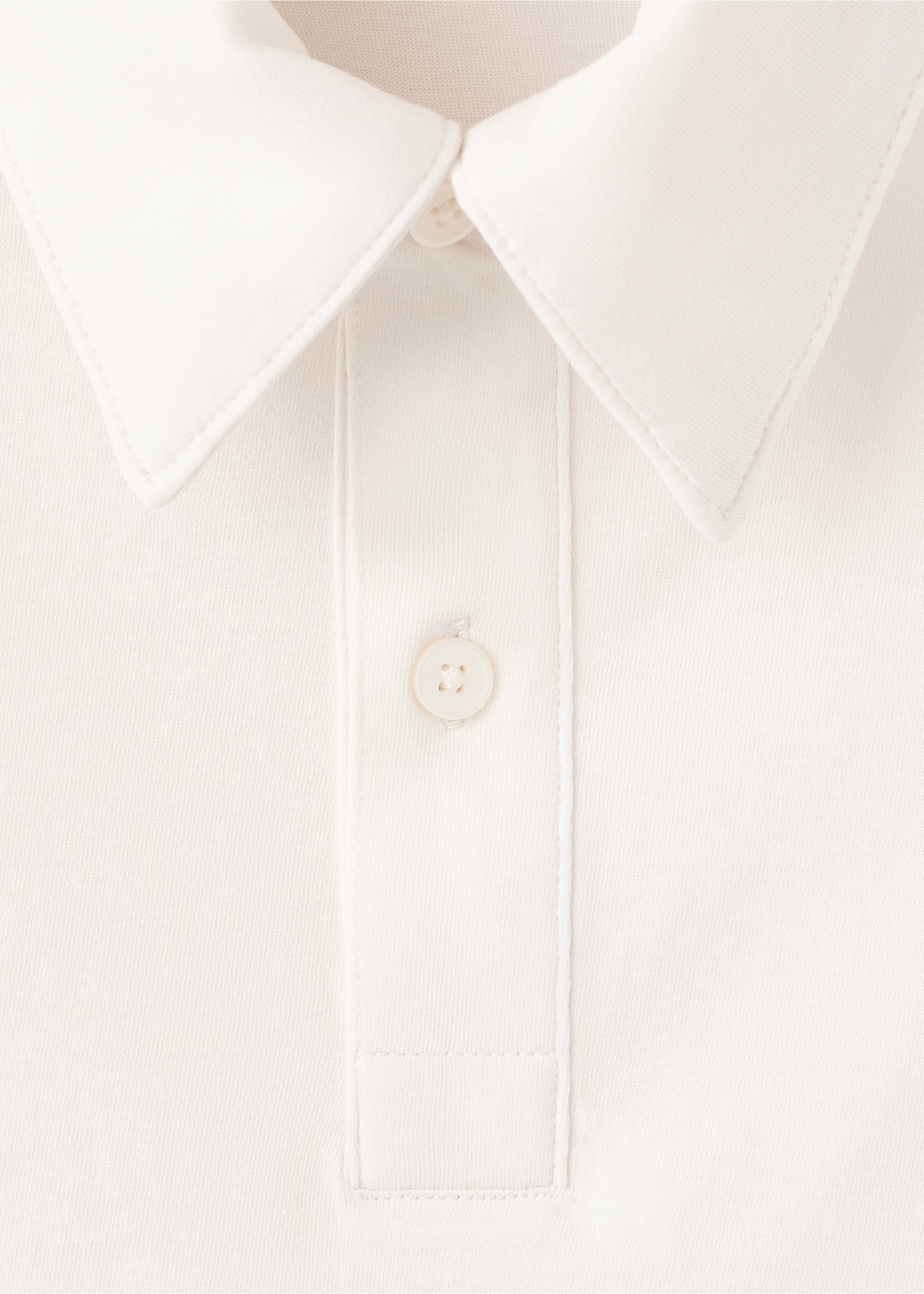 Solid 100% cotton polo - Details of the article 8, Ecru. Ref: 37051440-00.