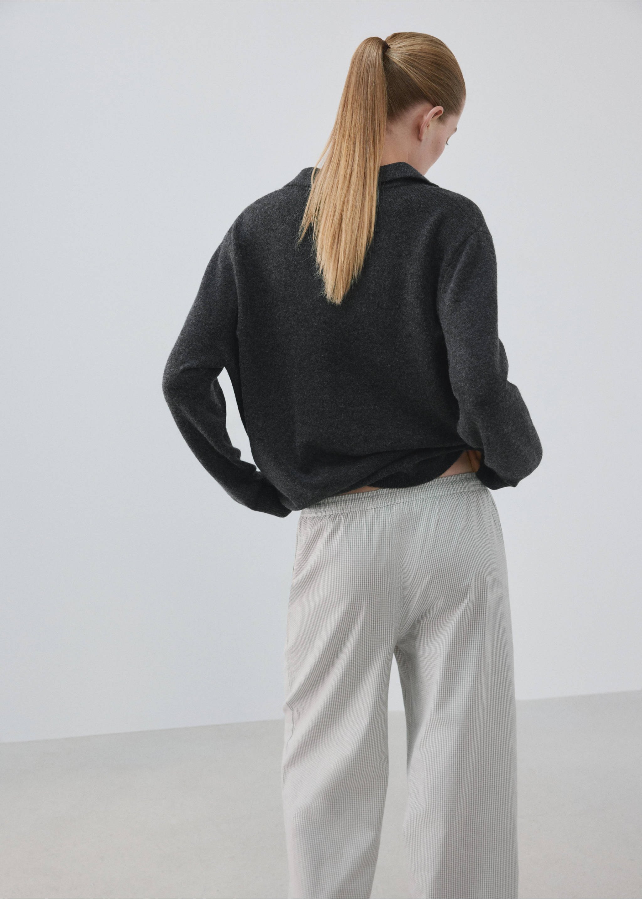 Knitted polo-neck sweater - Reverse of the article, Charcoal. Ref: 37051449-00.