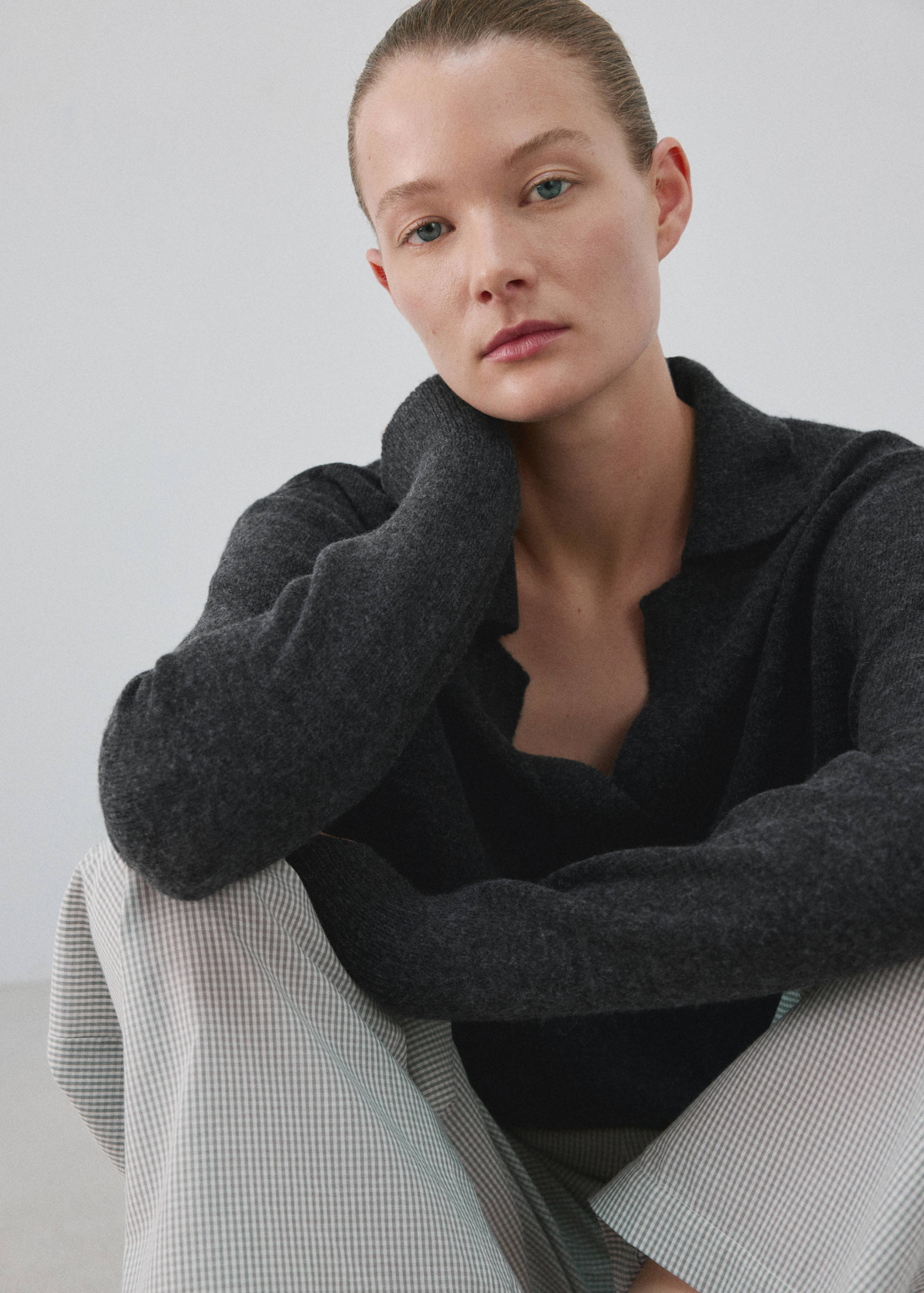 Knitted polo-neck sweater - Details of the article 3