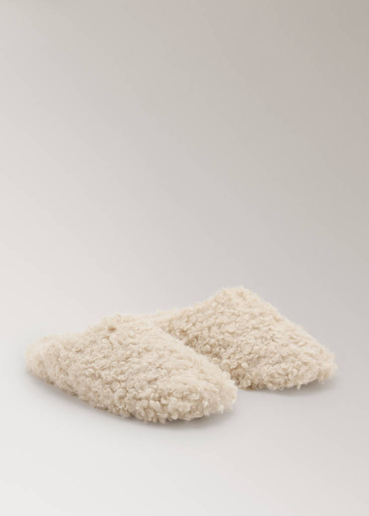 Sheepskin slippers — Beige