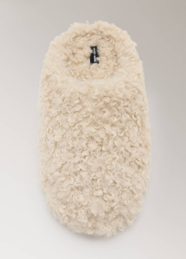 Sheepskin slippers — Beige