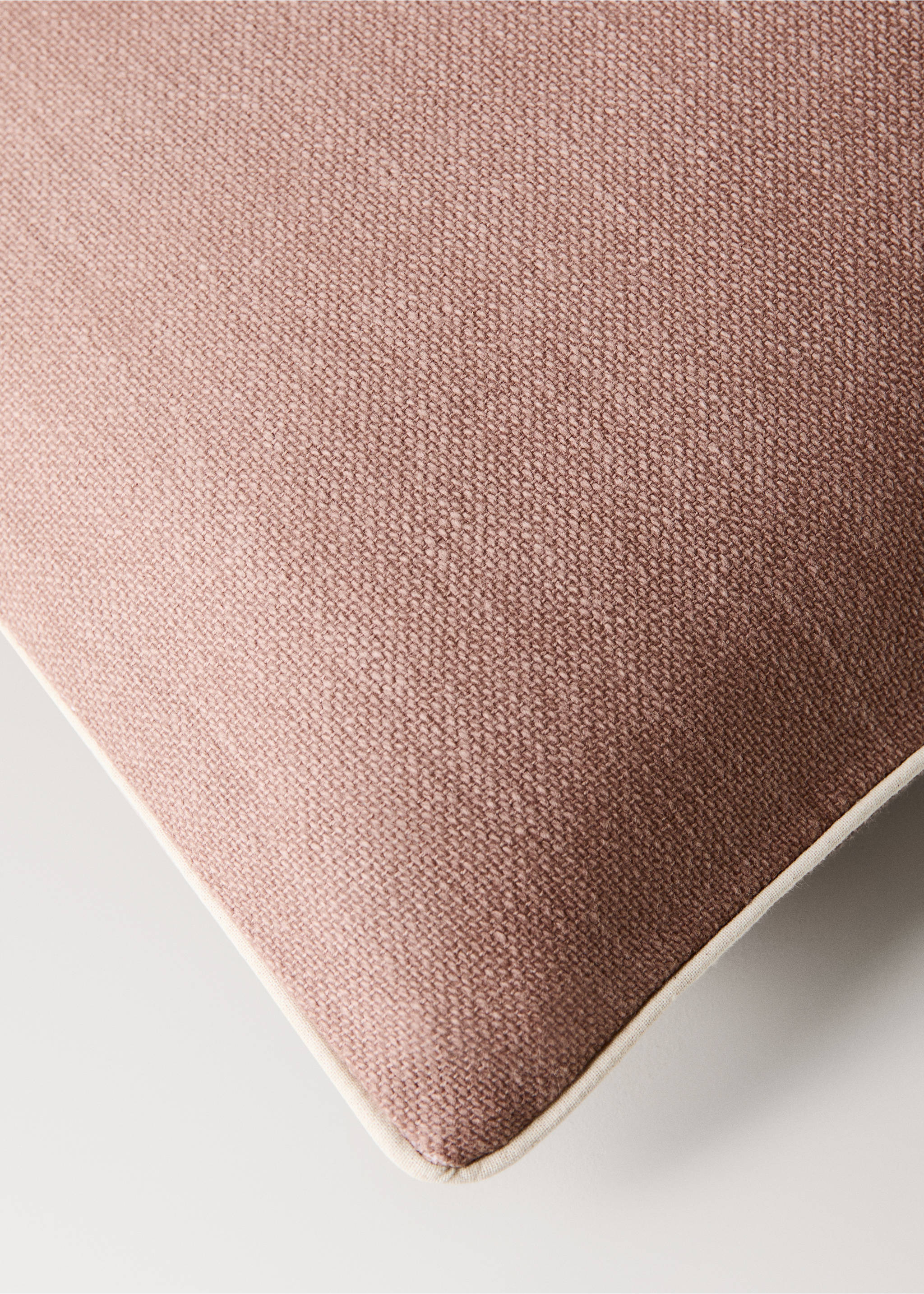 Cotton cushion cover with structure 45x45cm - Details of the article 1, Nude. Ref: 37051462-00.