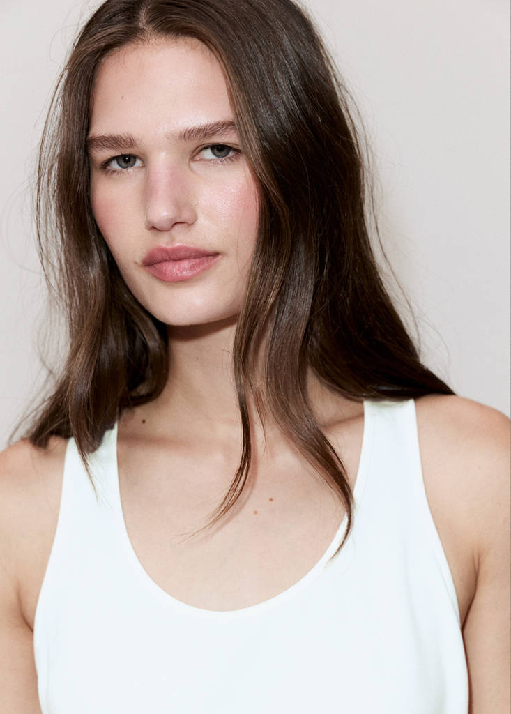 Round neck crop top — Off White