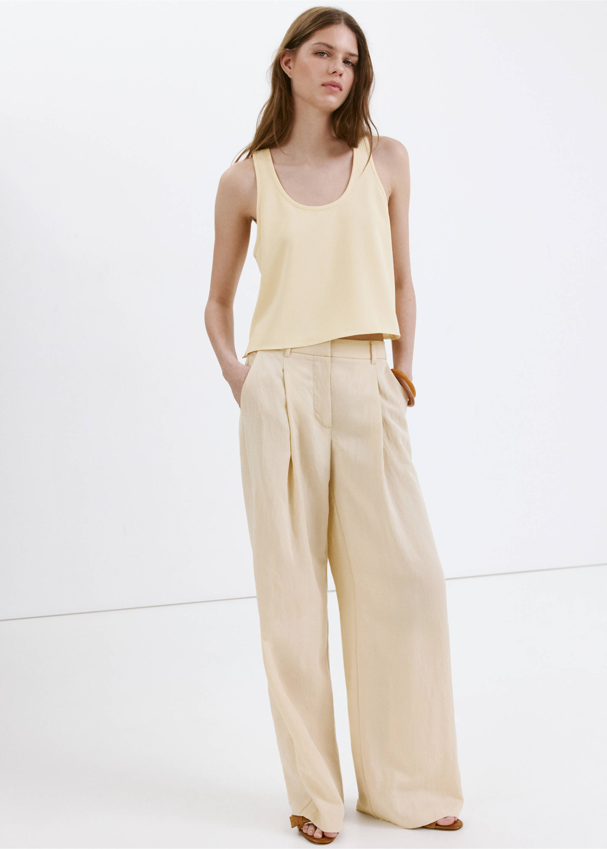 Round neck crop top - General plane, Pastel Yellow. Ref: 37051463-00.
