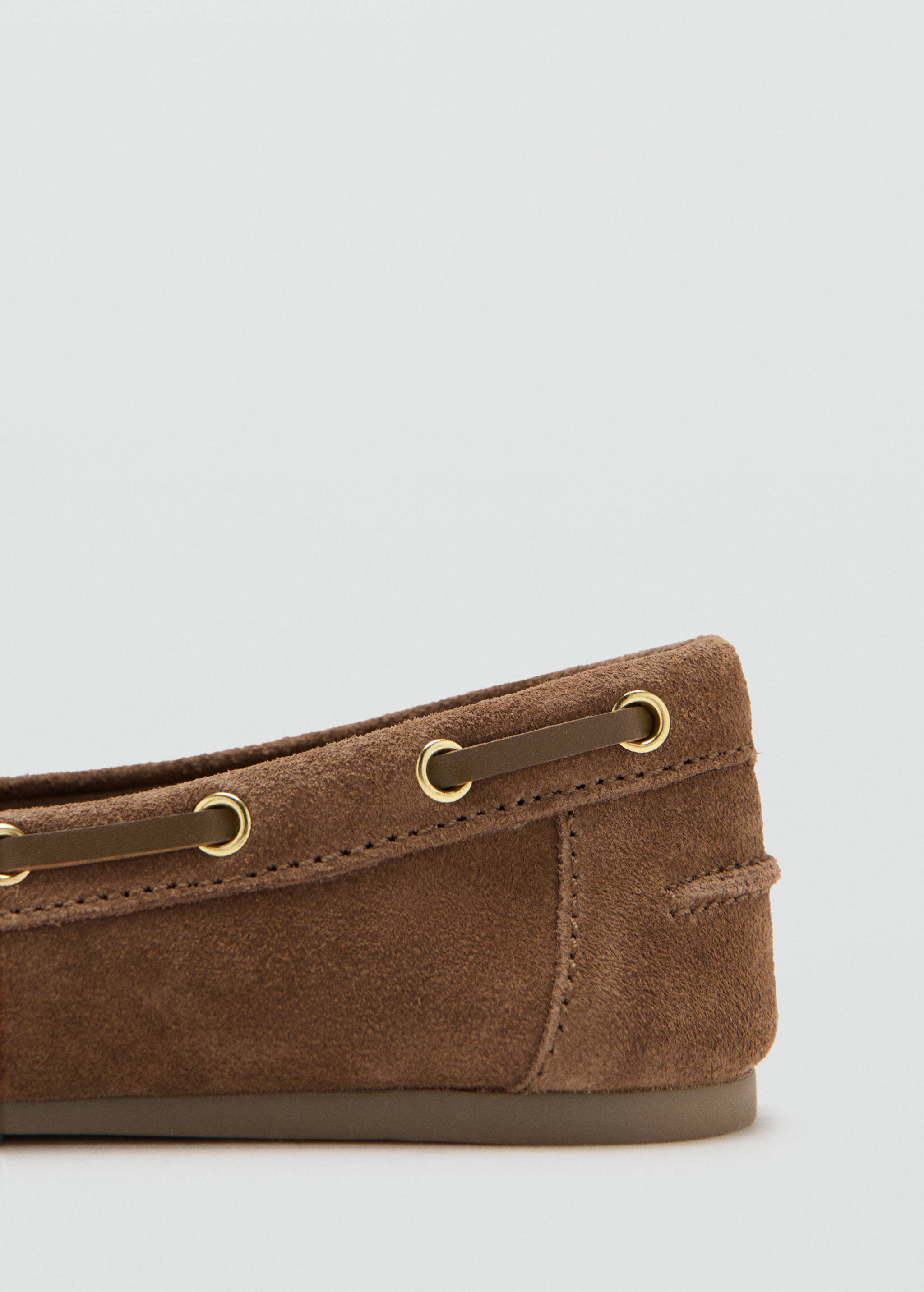 Suede boat shoe - Details of the article 1