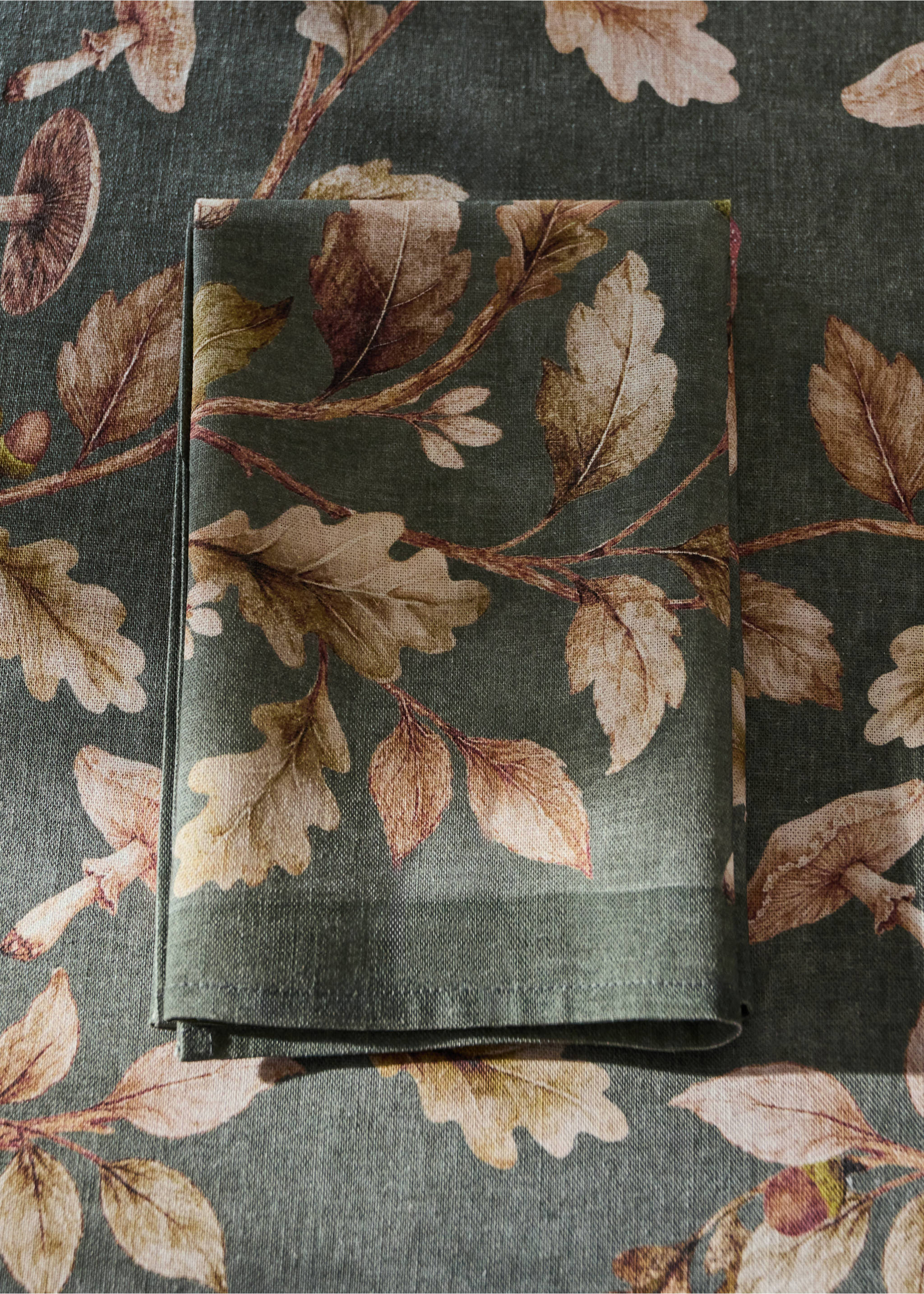 4er-Pack Servietten Floral - Allgemeine Ansicht, Pastellgrün. Ref: 37051480-00.