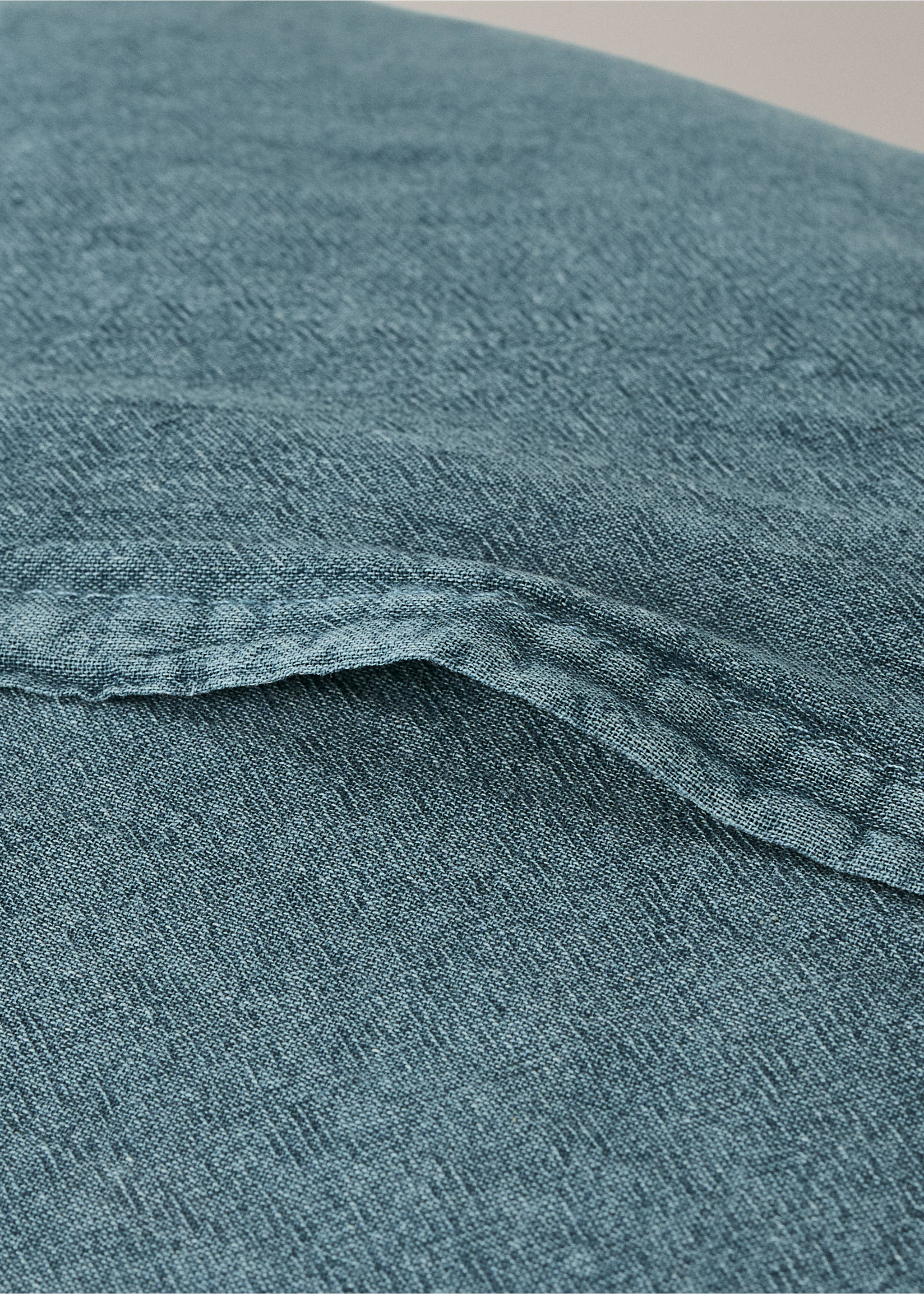 Children's cotton cushion cover with stitched check design - Details of the article 2, Prussian Blue. Ref: 37051485-00.