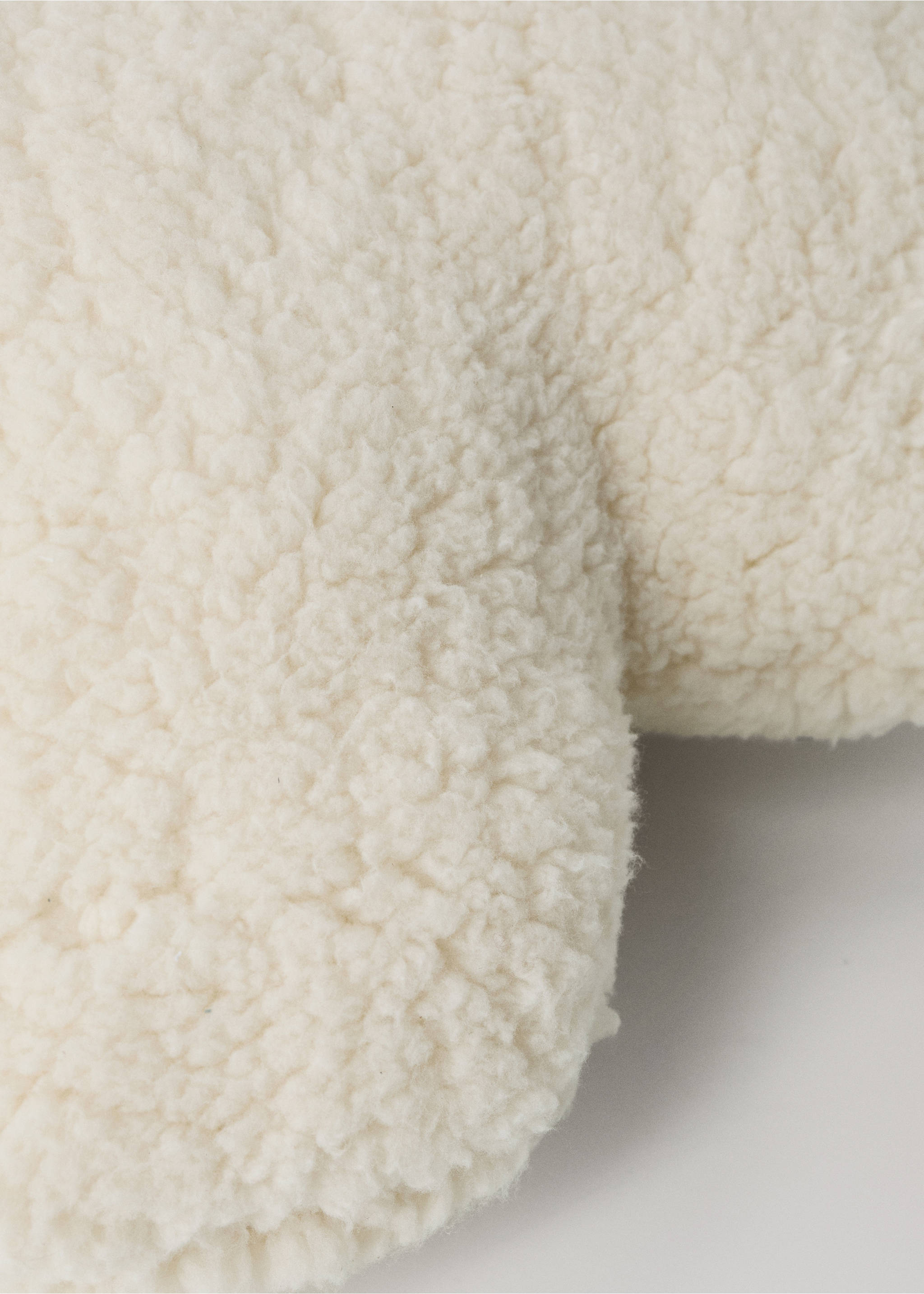 Soft cloud cushion - Details of the article 2, Off White. Ref: 37051493-00.