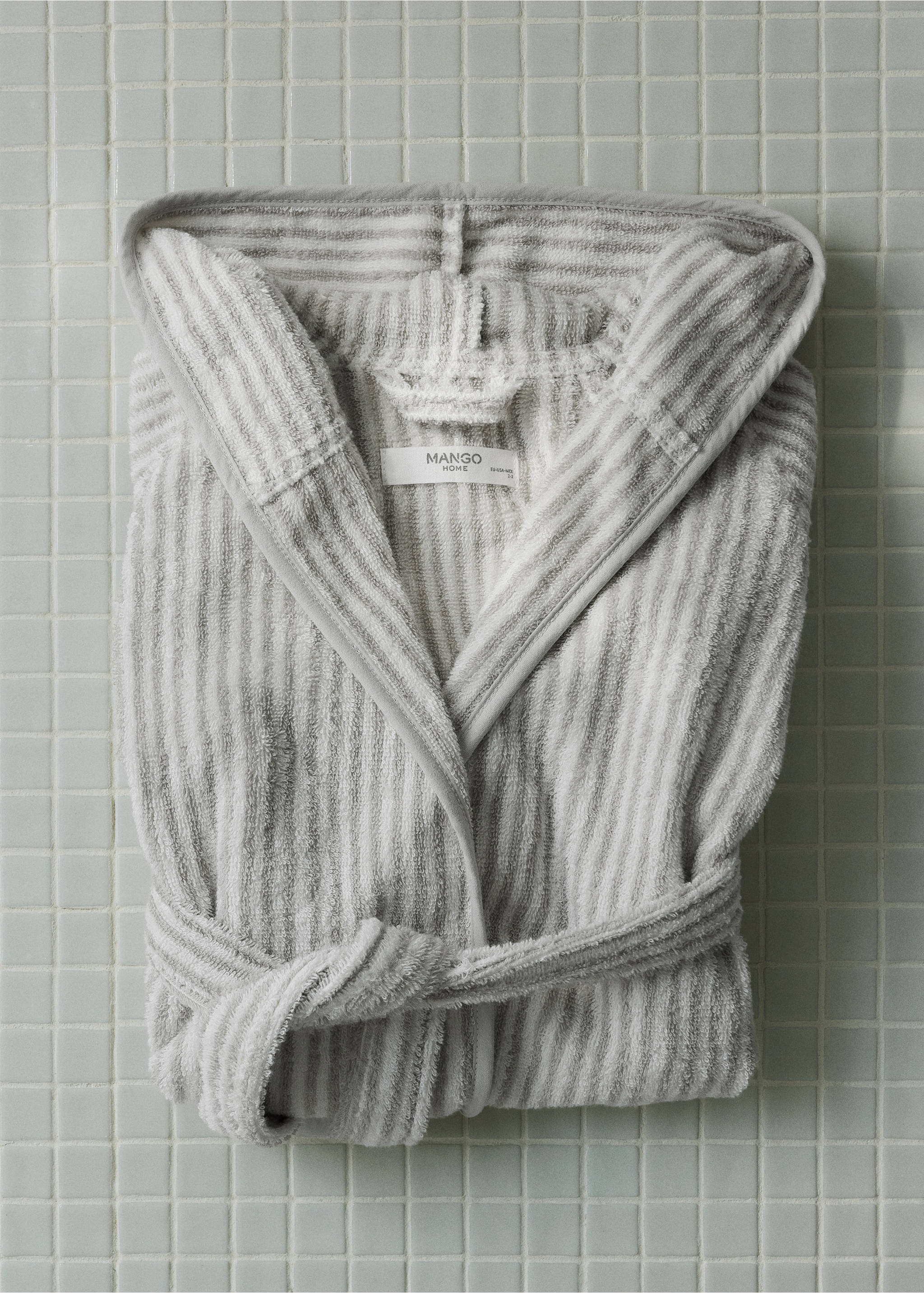 Bademantel pompom - Allgemeine Ansicht, Grau. Ref: 37051497-00.
