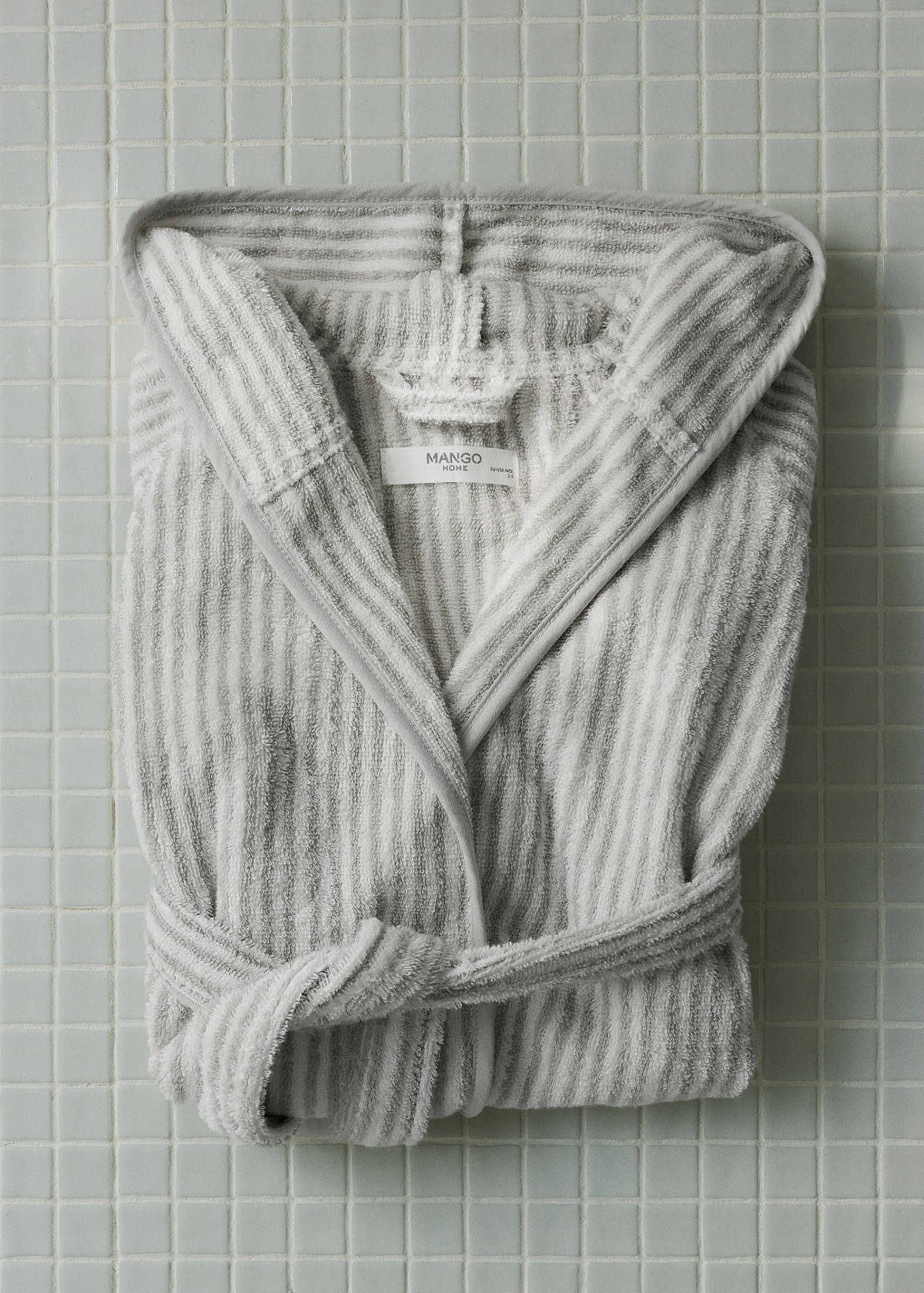 Striped bicolour dressing gown with bias binding and hood — Grey