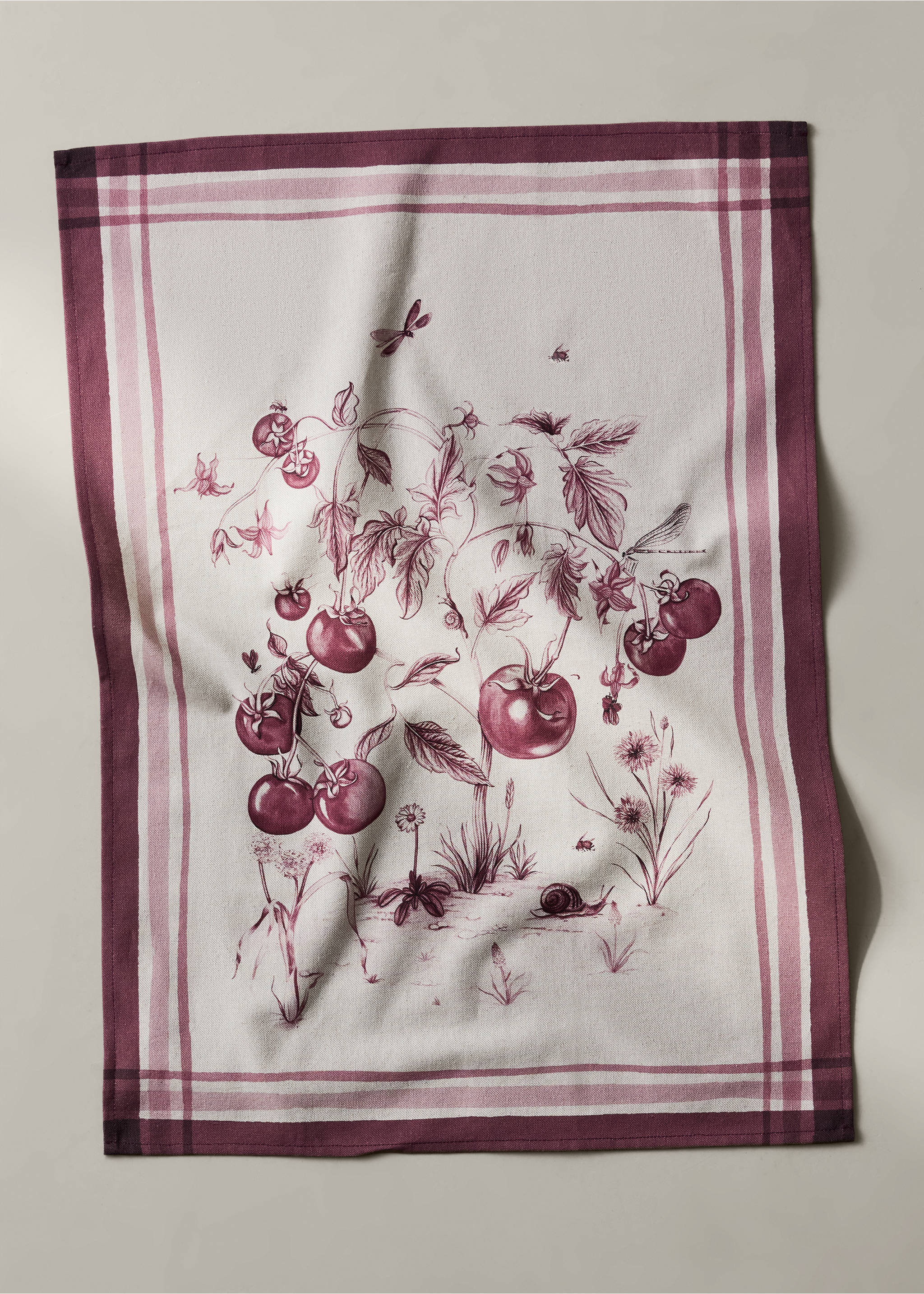 100% cotton floral print tea towel - General plane, Burgundy. Ref: 37051520-00.