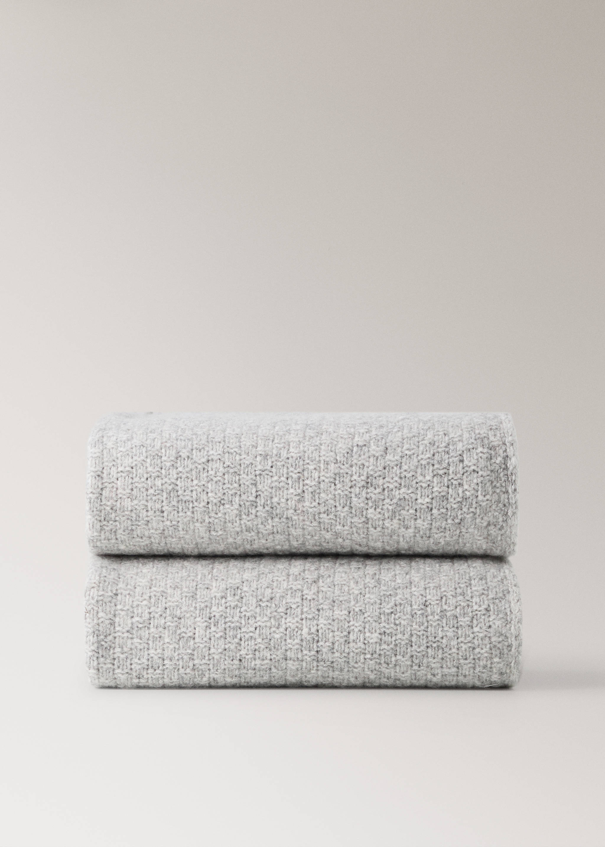 Chunky knit textured blanket - Article without model