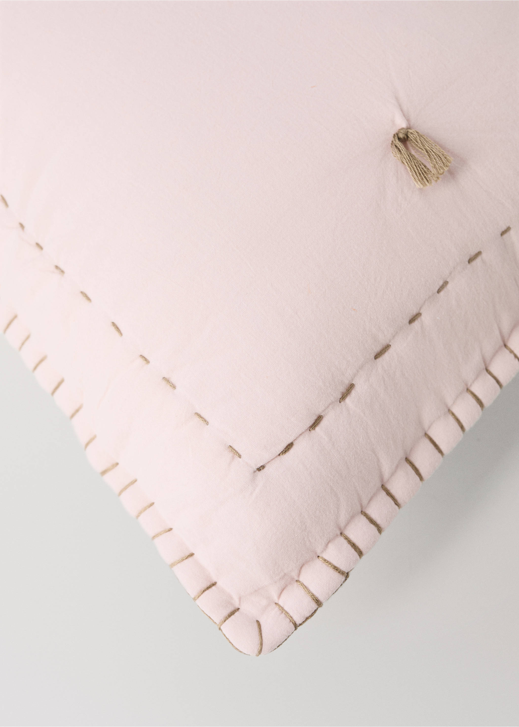 Pink bed cushion cover with contrast stitching detail., Nude. Ref: 37051549-00.