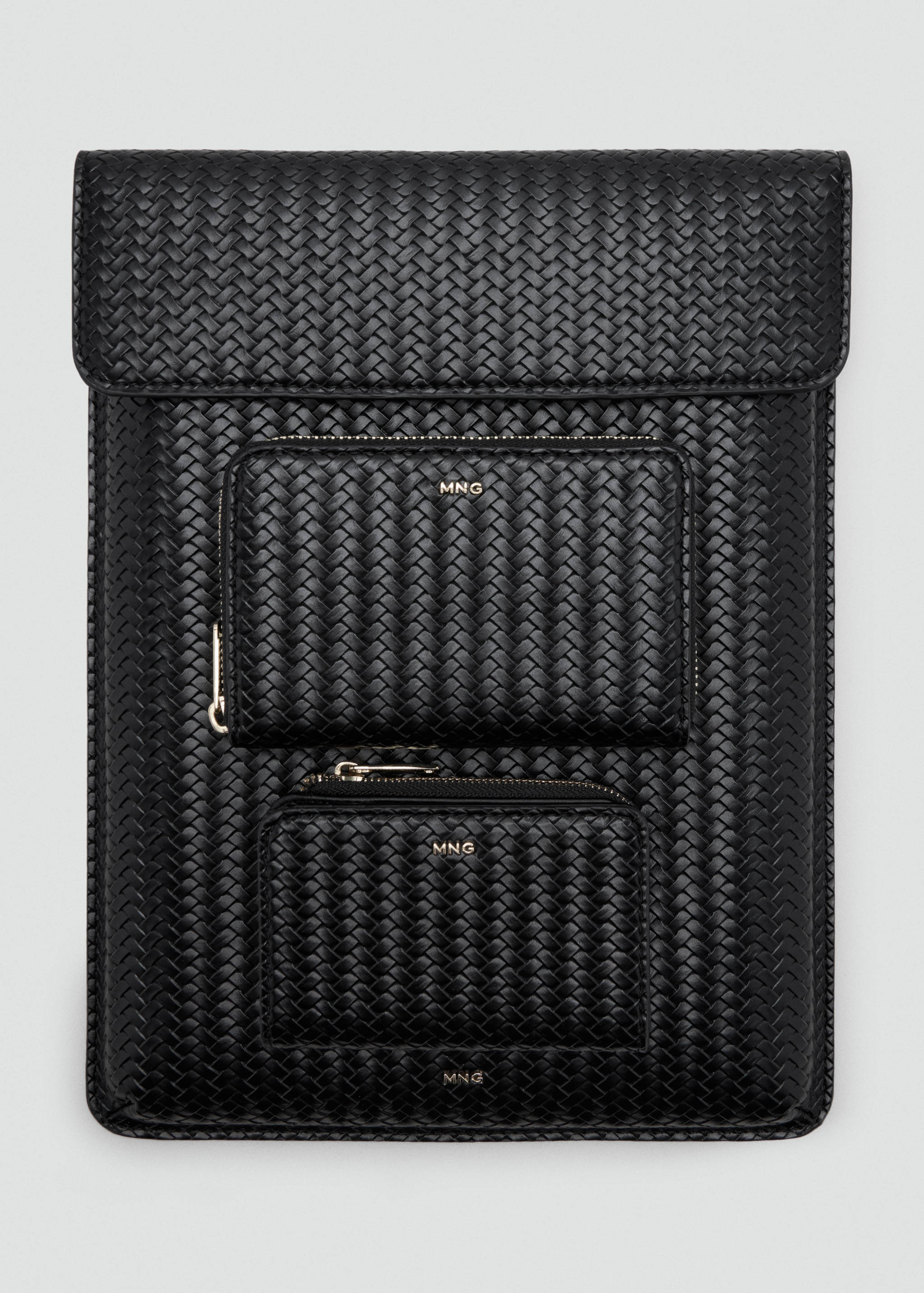 Small braided wallet - Details of the article 2
