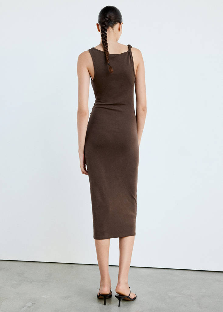 Ruched asymmetric strap dress — Brown