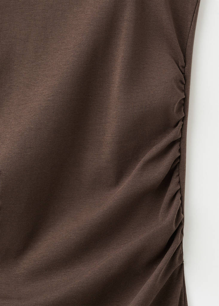 Ruched asymmetric strap dress — Brown