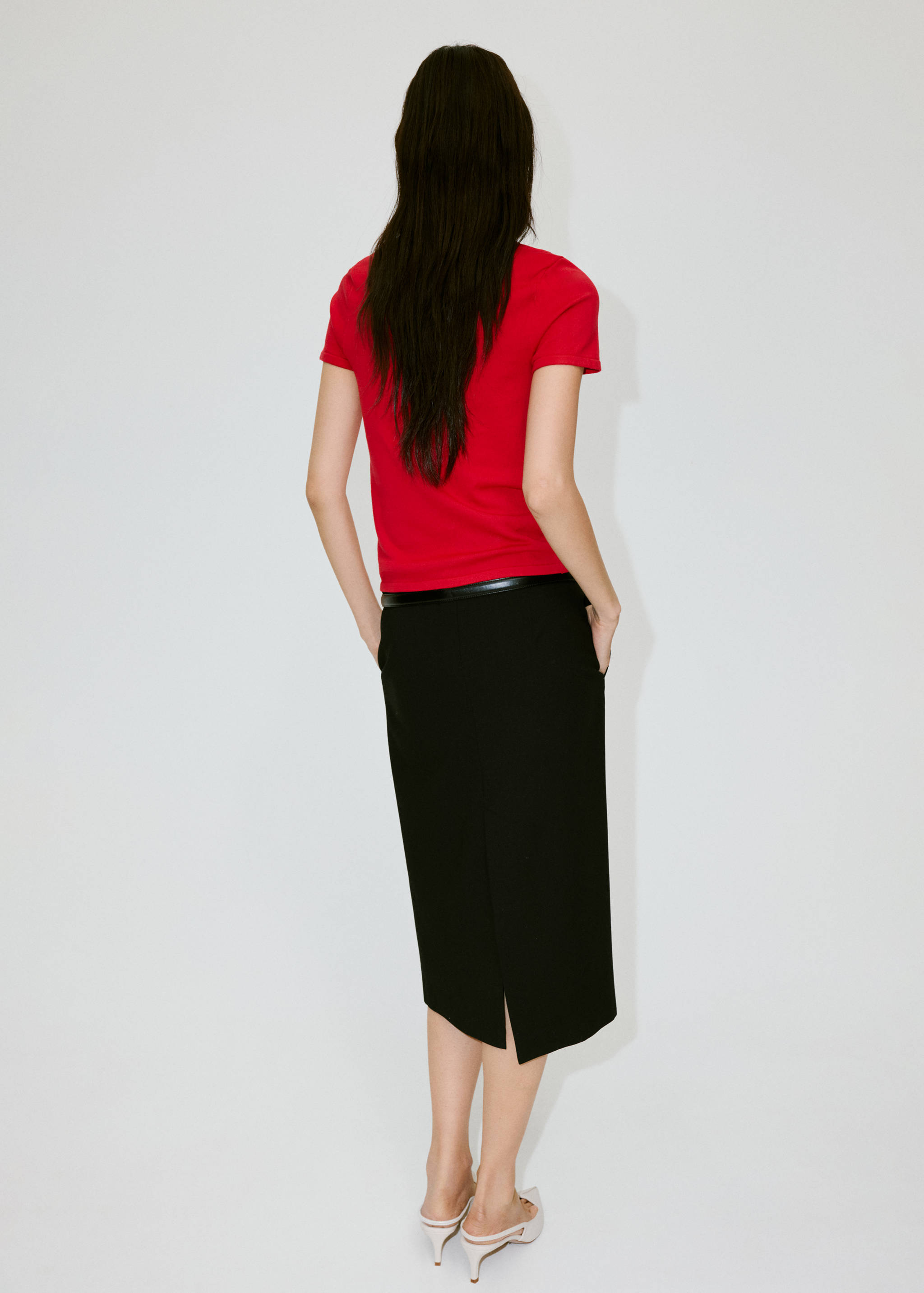Short-sleeved fine-knit sweater - Reverse of the article