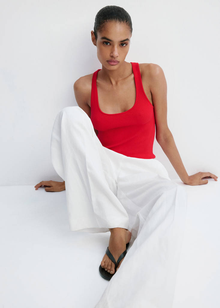 Fitted ribbed top — Red