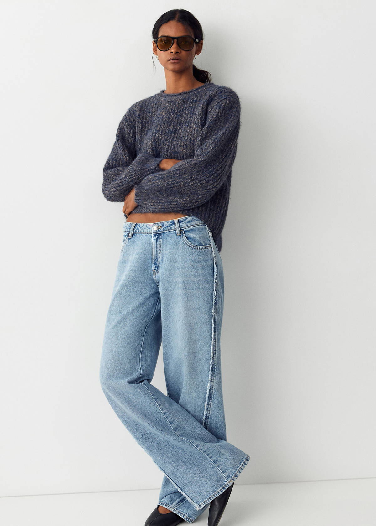 Wide-leg jeans with seam detail — Medium Blue