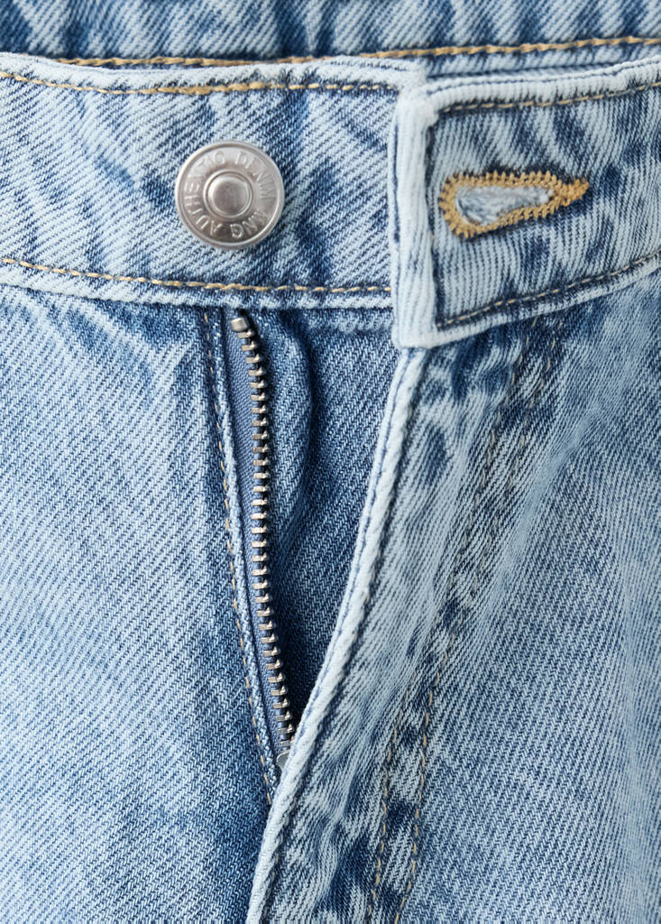 Low-waist wide-leg jeans — Medium Blue