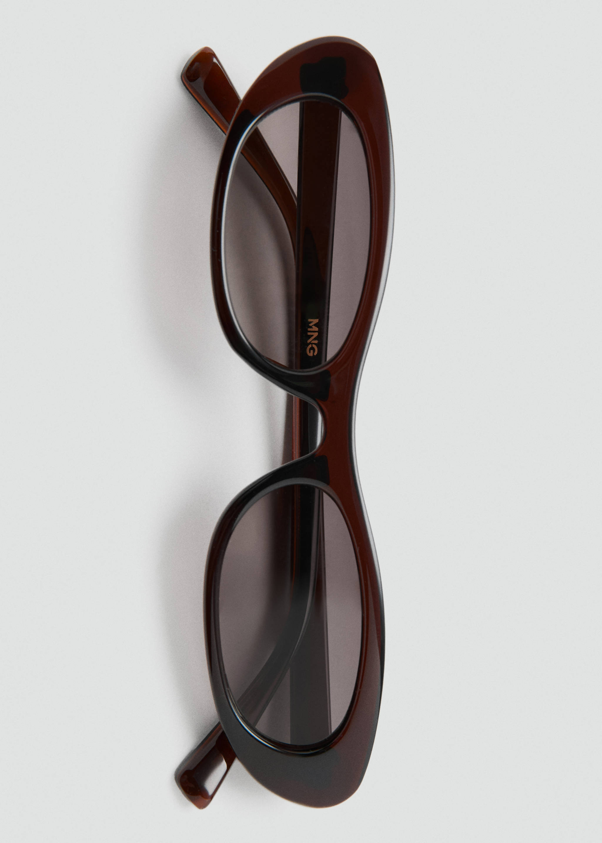 Oval acetate sunglasses - Details of the article 2