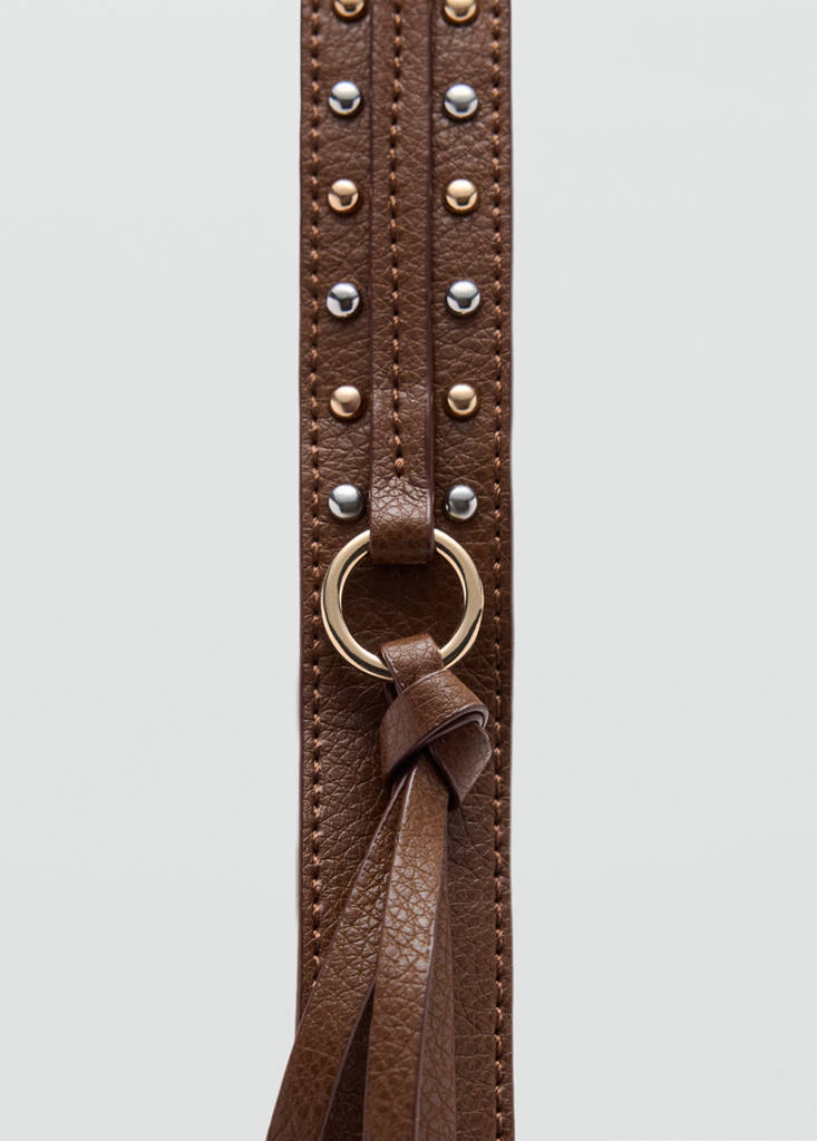 Oval shoulder bag — Leather