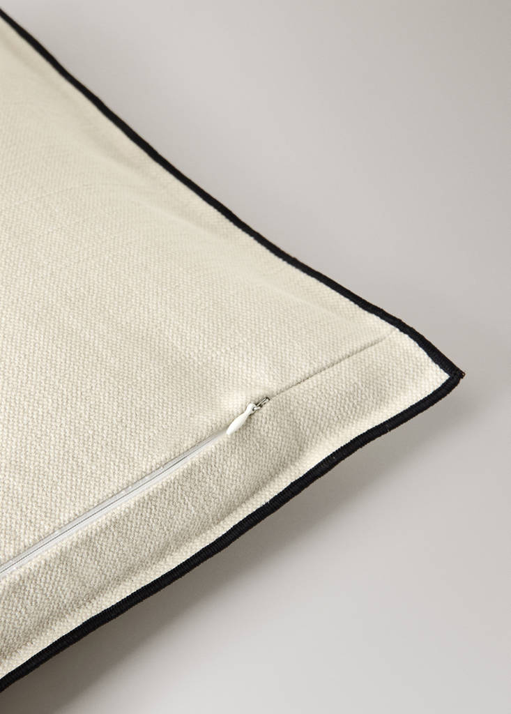 Linen cotton cushion cover with overlock tab 40x60 cm — Sand