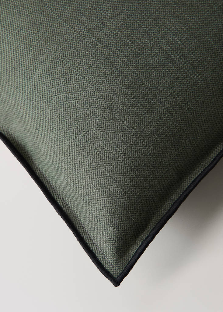 Linen cotton cushion cover with overlock tab 40x60 cm — Dark Green