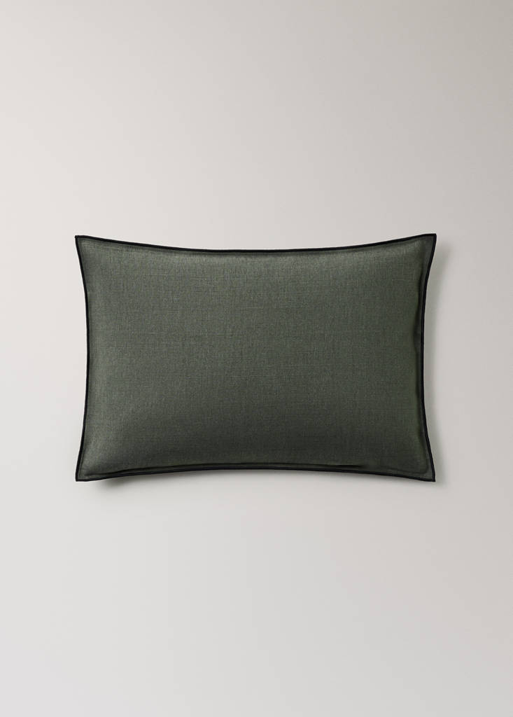 Linen cotton cushion cover with overlock tab 40x60 cm — Dark Green
