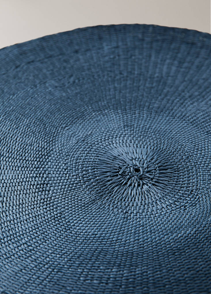 Round paper placemat — Blue