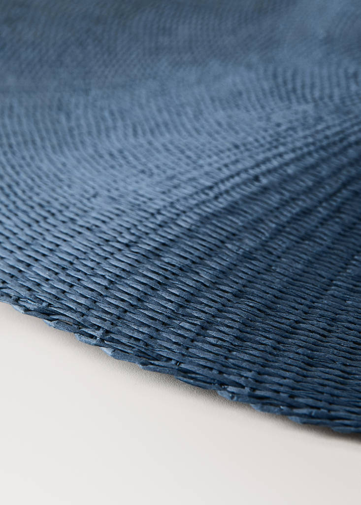 Round paper placemat — Blue