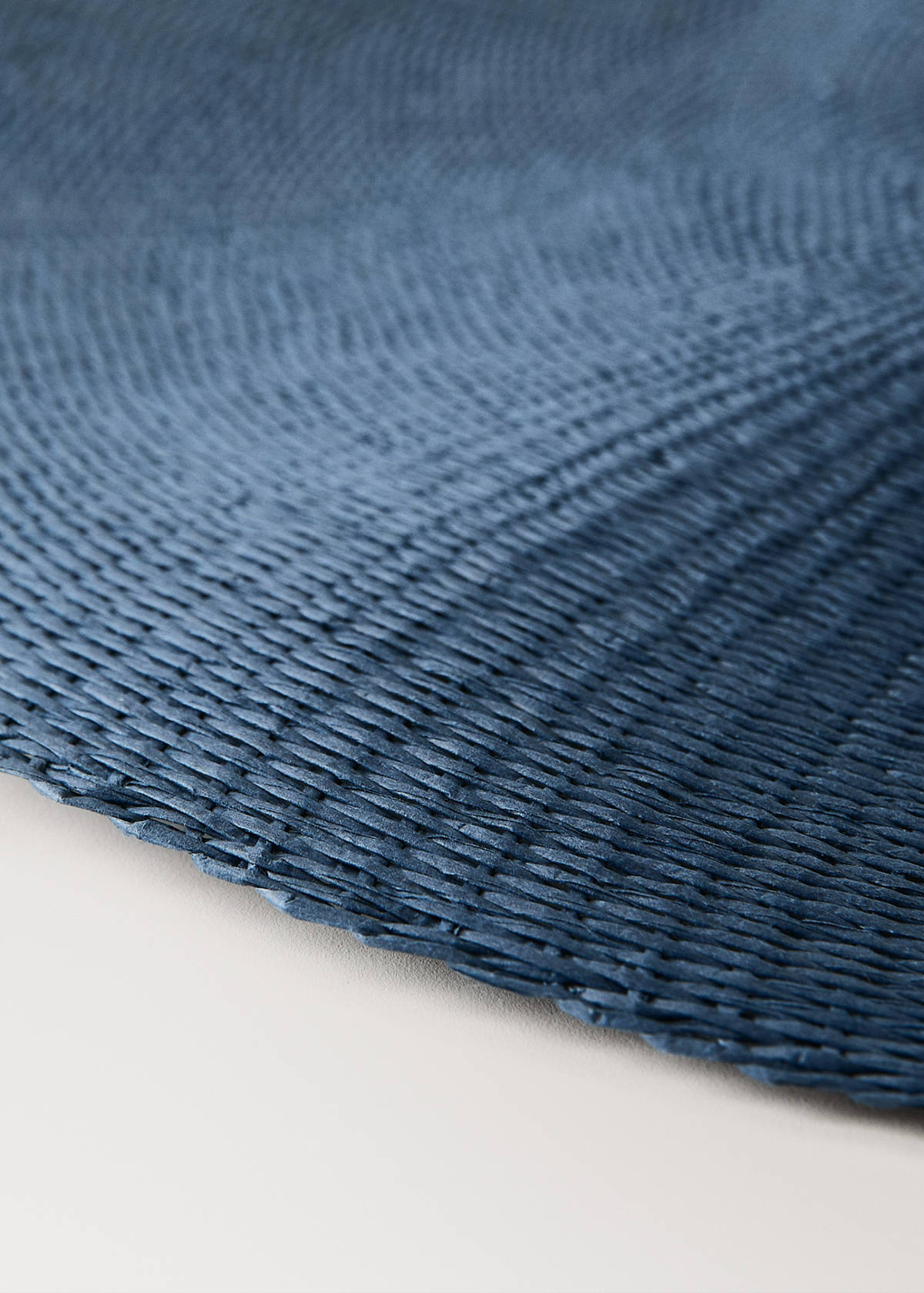 Round paper placemat — Blue